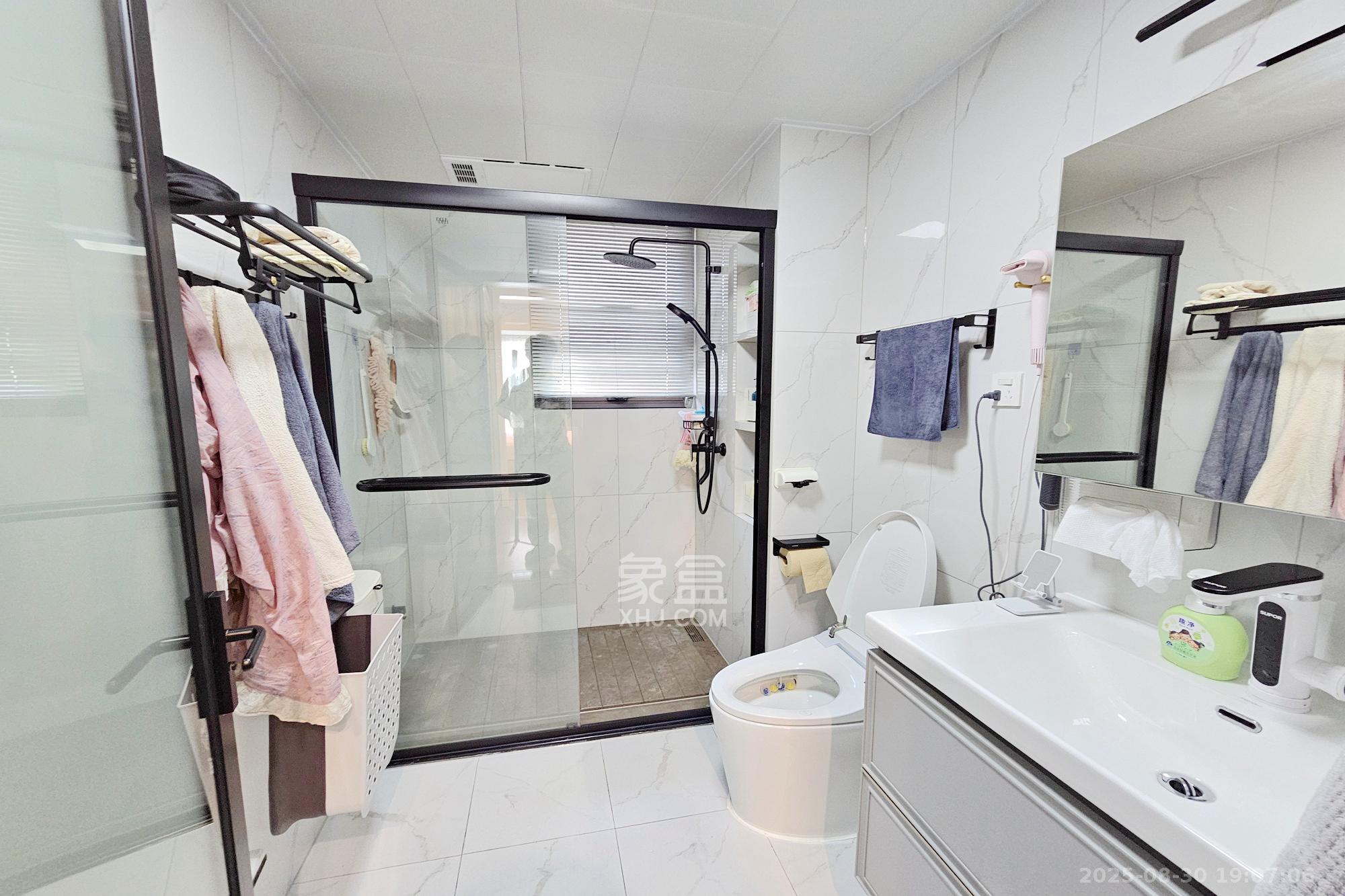 明昇壹城(明昇时代广场)二期  4室2厅2卫    268.0万 明昇壹城(明昇时代广场)二期  4室2厅2卫    268.0万其他