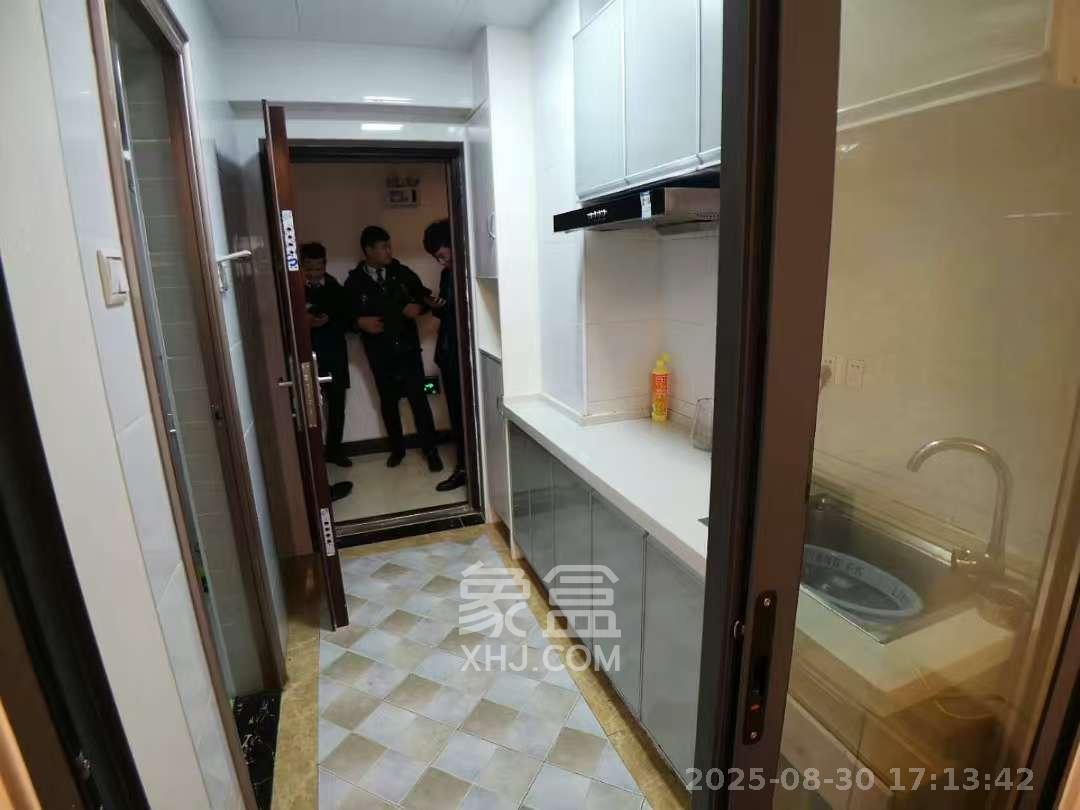 中建芙蓉嘉苑  1室1厅1卫    1200.0元/月室内图