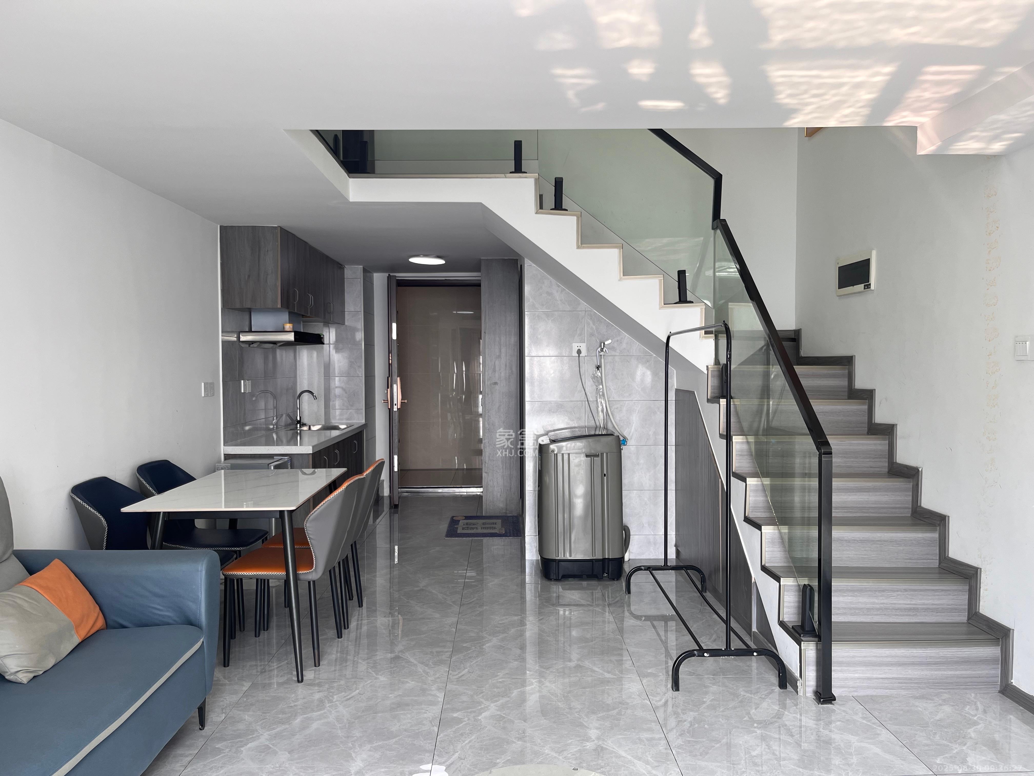 启迪协信中心  2室2厅1卫    3000.0元/月 启迪协信中心  2室2厅1卫    3000.0元/月室内图