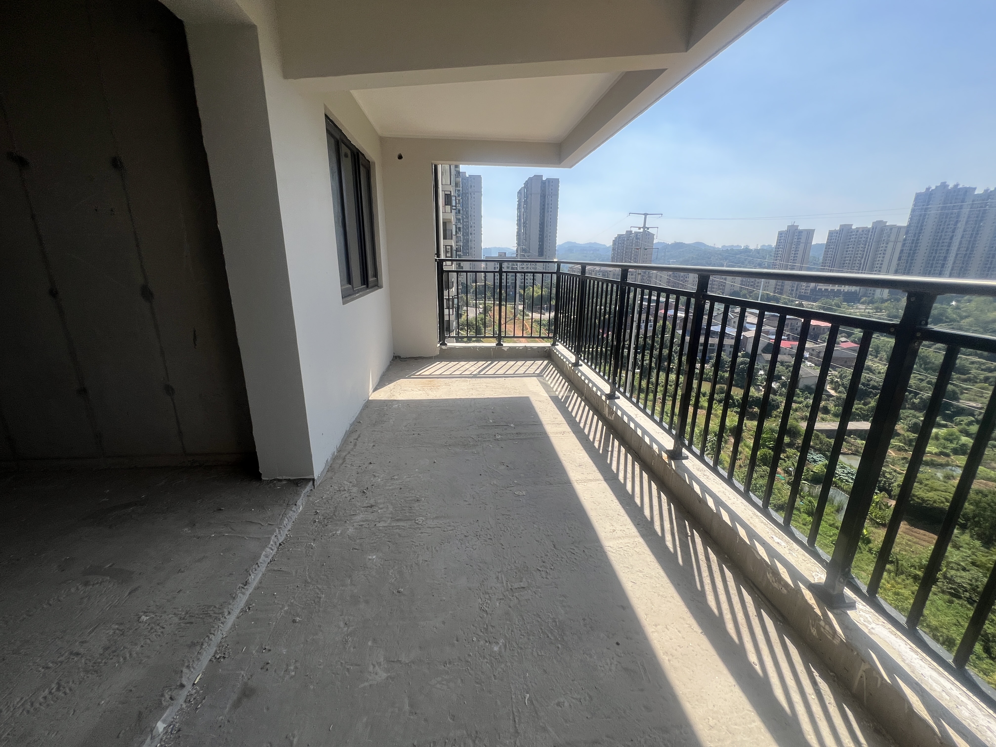 碧桂园正央时代 3室2厅2卫 89.8万 碧桂园正央时代 3室2厅2卫 89.8万客厅