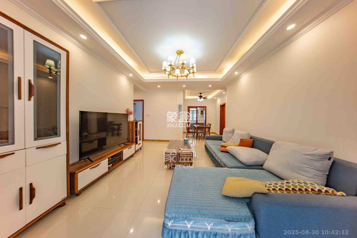 江山帝景哈佛  4室2厅2卫    2800.0元/月 江山帝景哈佛  4室2厅2卫    2800.0元/月室内图