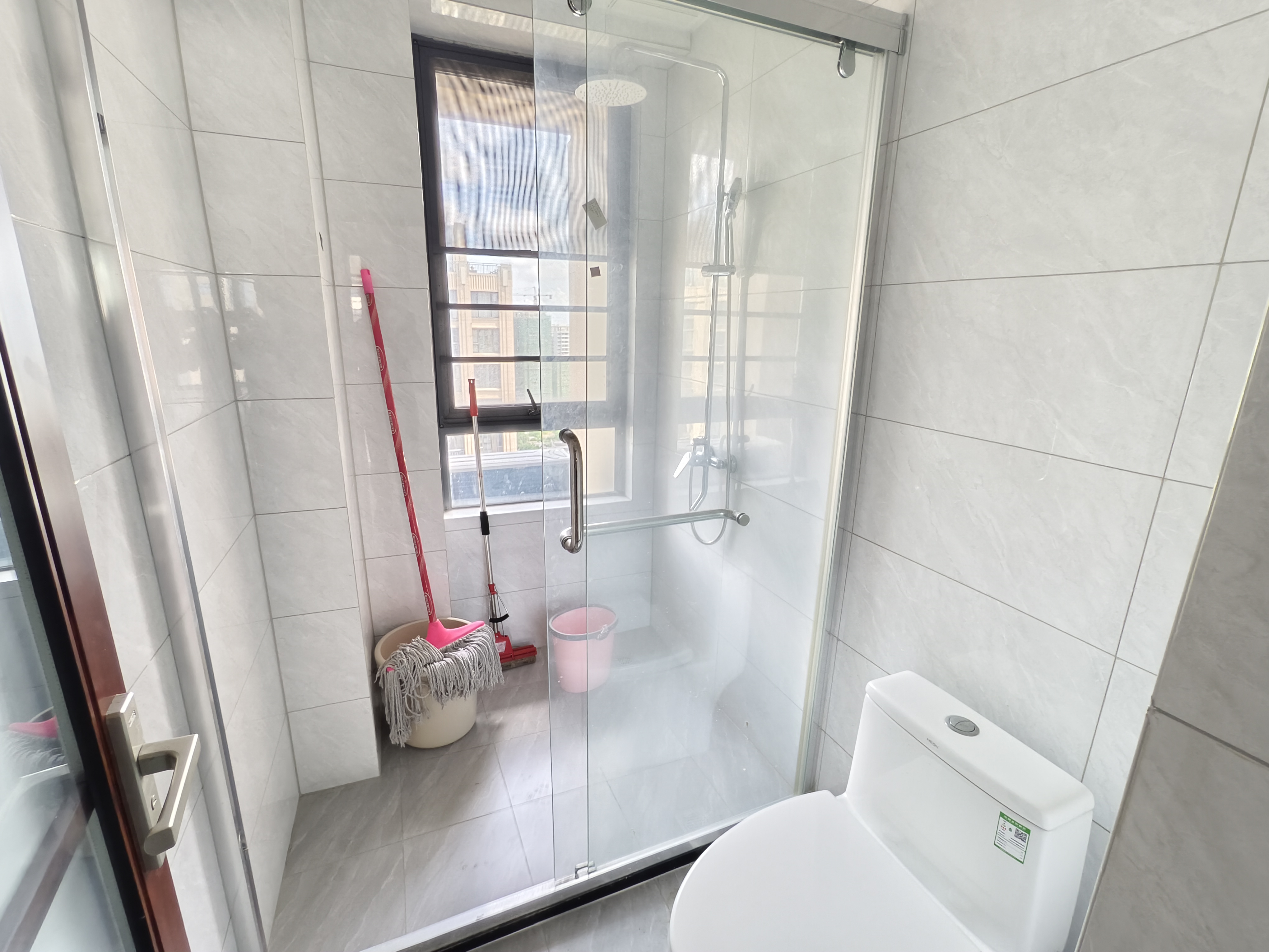 海航豪庭北苑  3室2厅2卫    4500.0元/月室内图