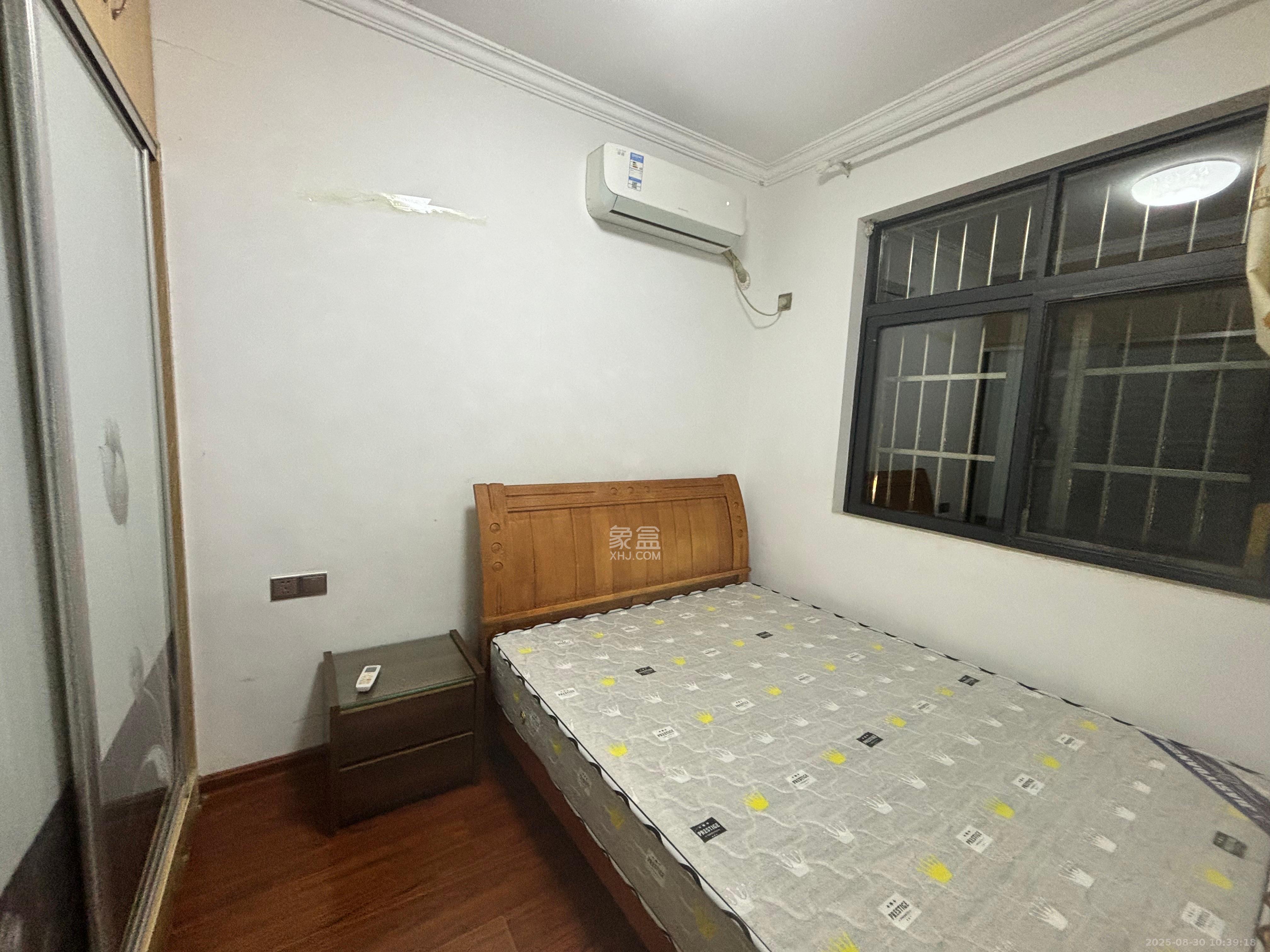 景塘家园  3室2厅1卫    2100.0元/月室内图