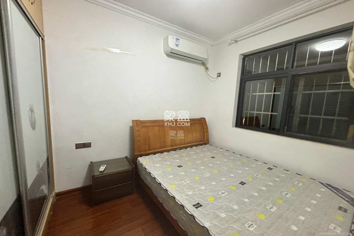 景塘家园  3室2厅1卫    2100.0元/月 景塘家园  3室2厅1卫    2100.0元/月室内图