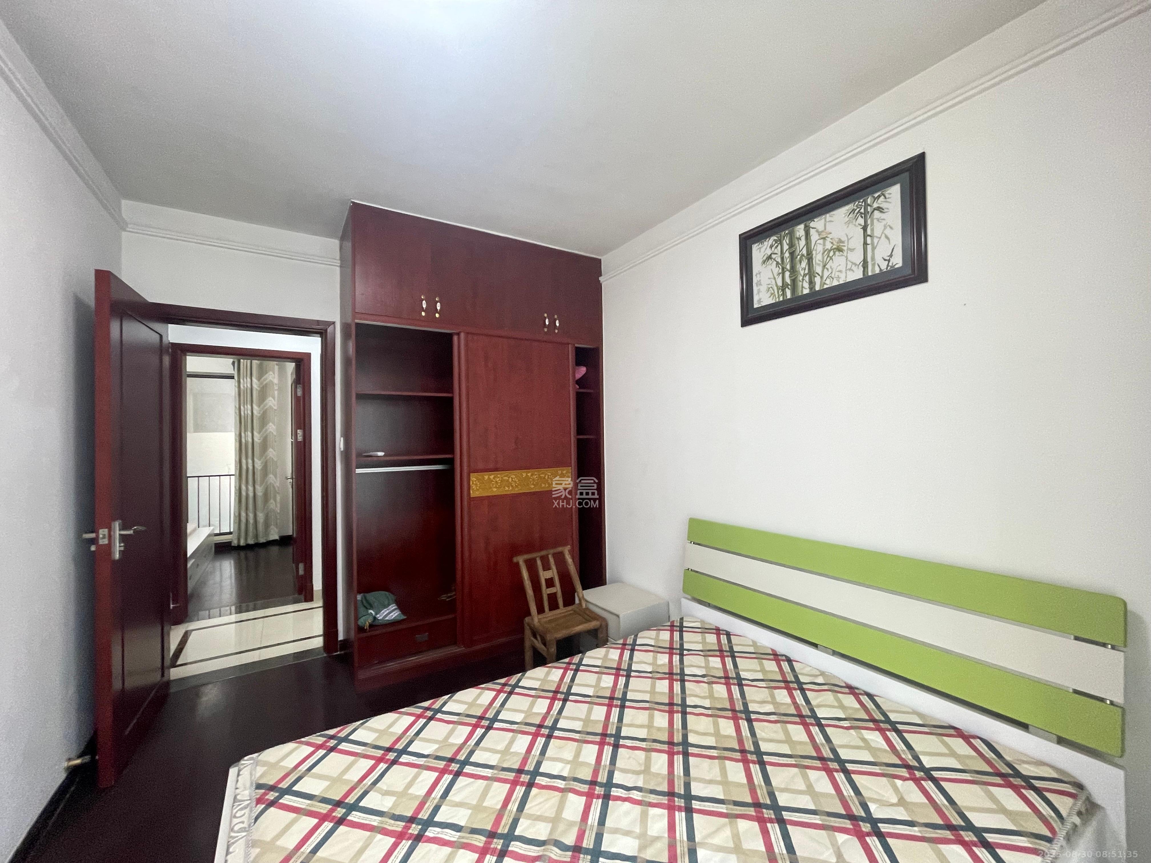 中海国际三期  3室2厅2卫    2300.0元/月室内图