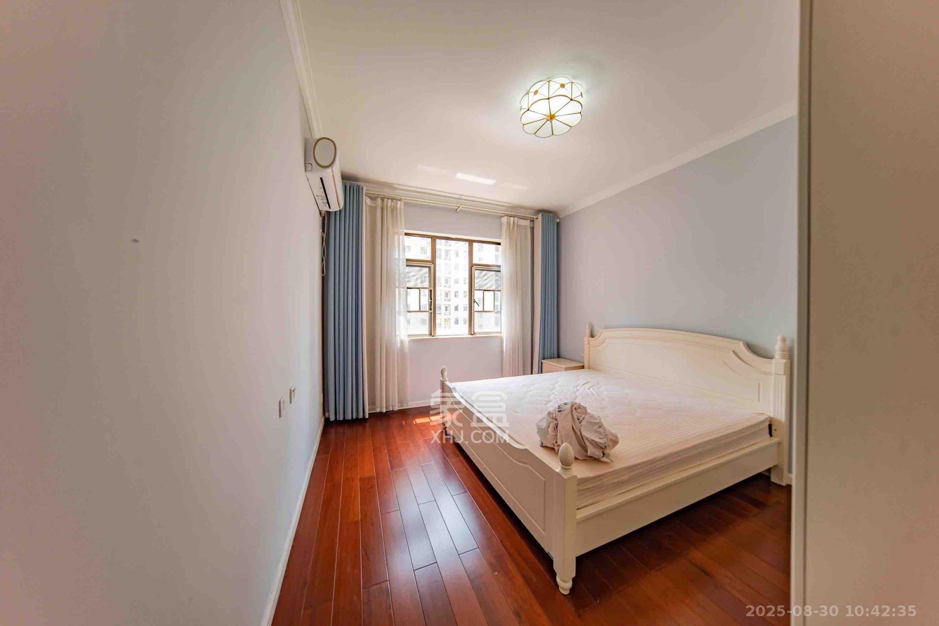 江山帝景哈佛  4室2厅2卫    2800.0元/月 江山帝景哈佛  4室2厅2卫    2800.0元/月室内图