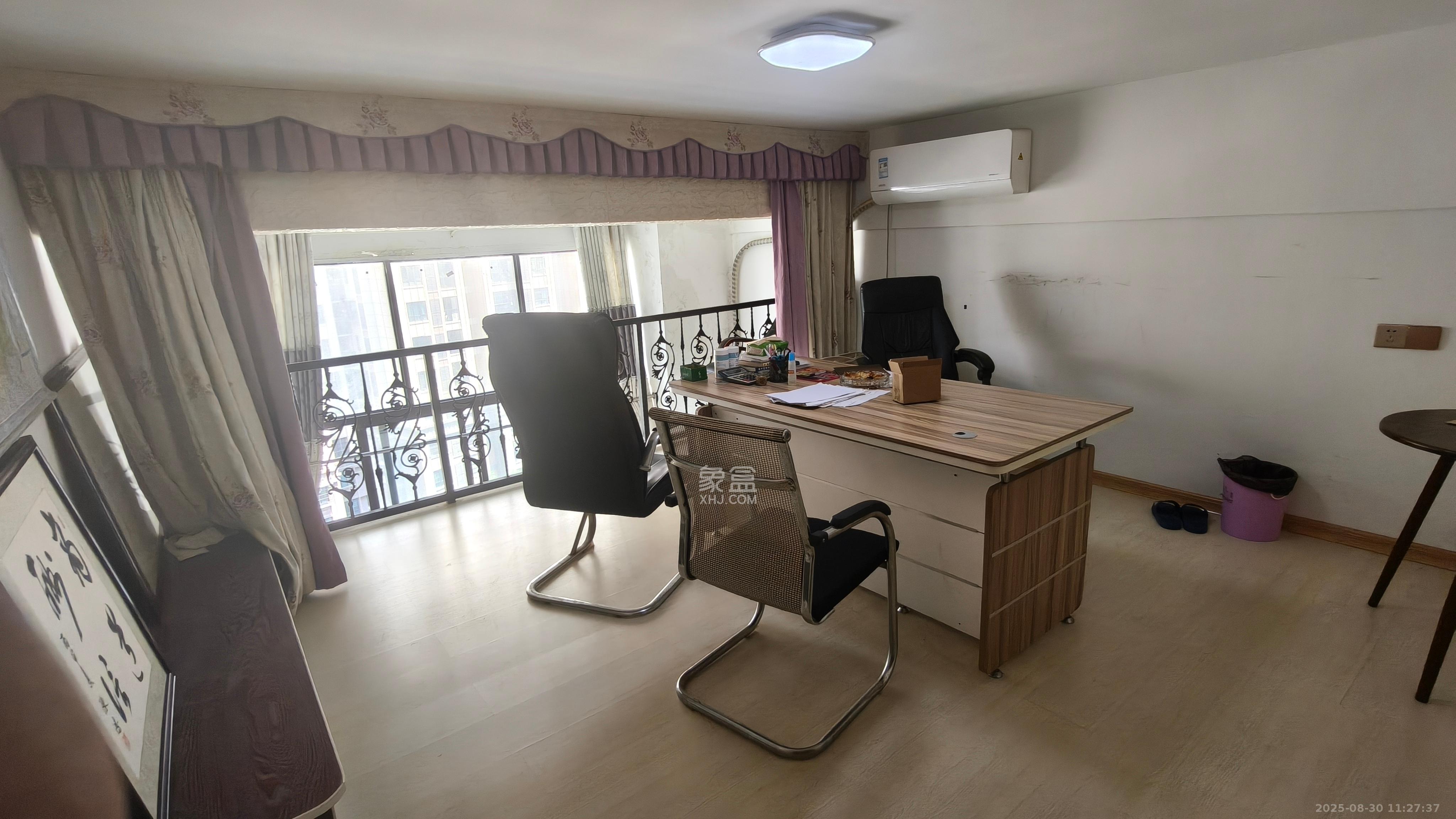 金科时代中心 1室0厅0卫 1600.0元/月 金科时代中心 1室0厅0卫 1600.0元/月室内图