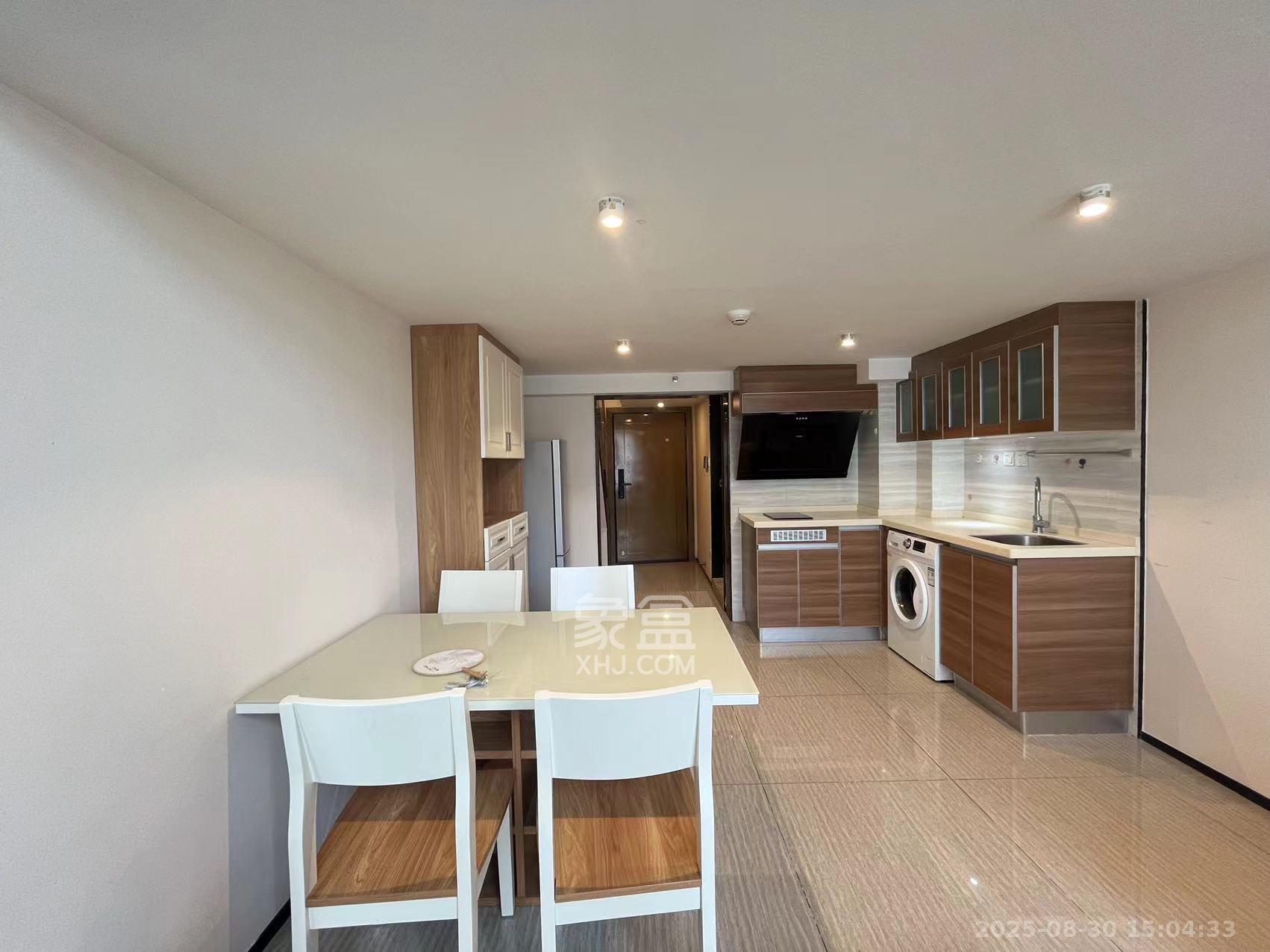 恒大江湾   50.0㎡      2000.0元/月室内图