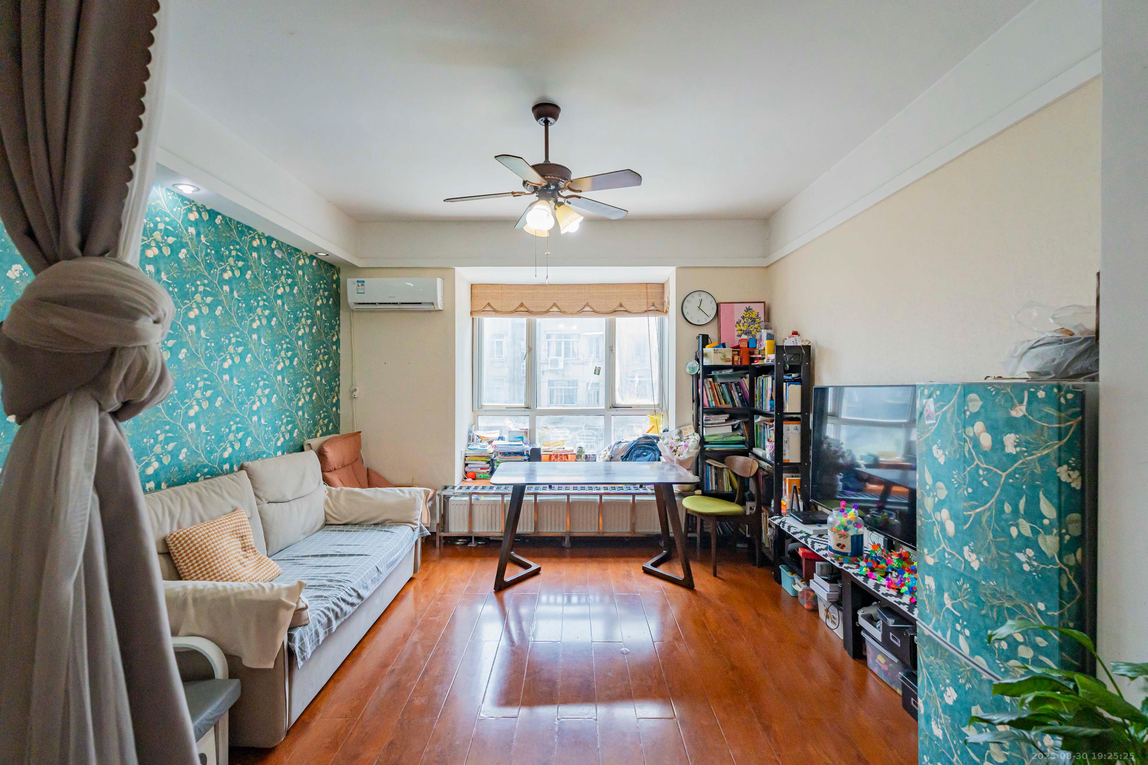 凯乐国际城  3室2厅1卫    95.0万 凯乐国际城  3室2厅1卫    95.0万