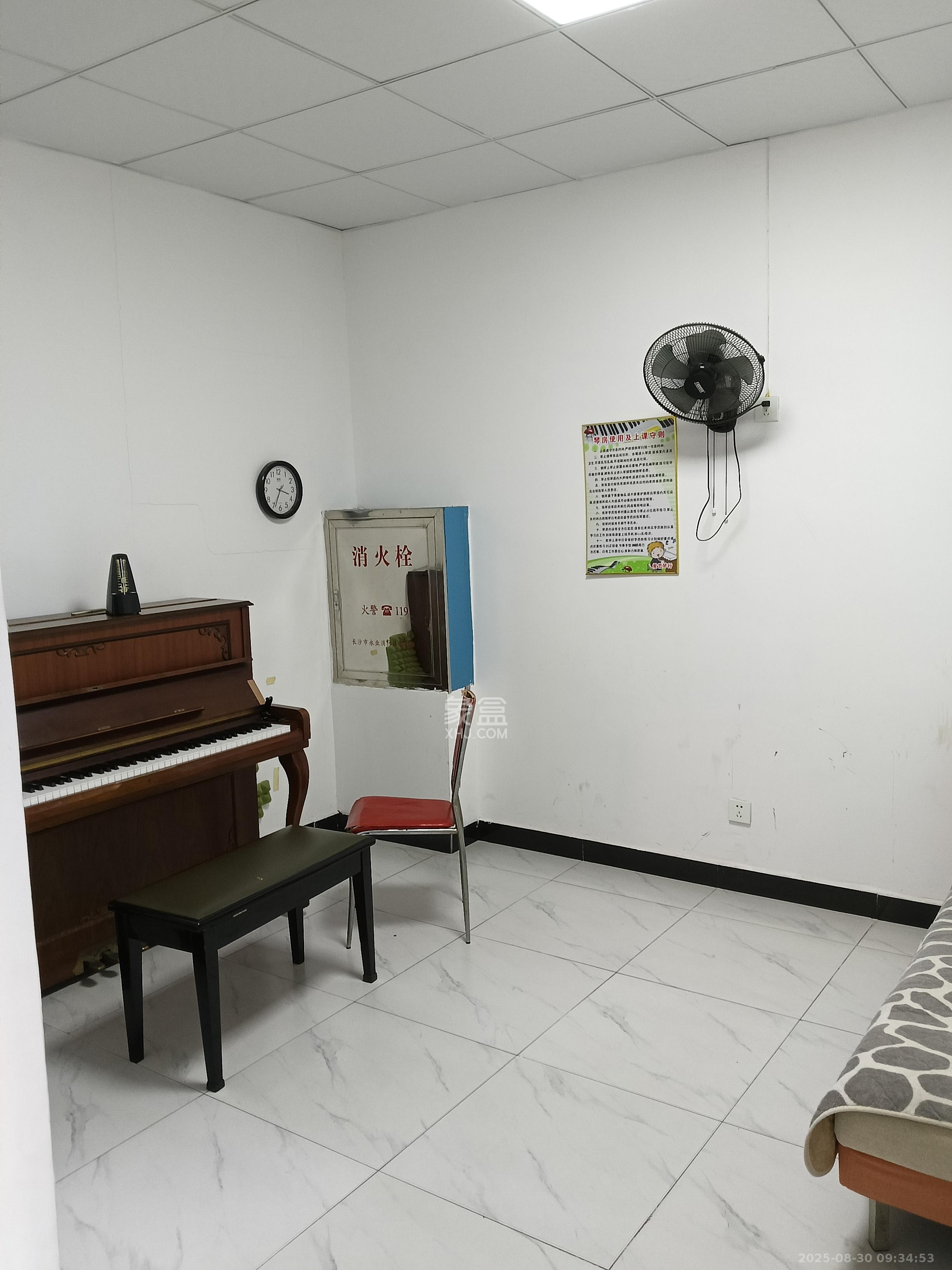 圆梦完美生活   150.0㎡      3000.0元/月室内图