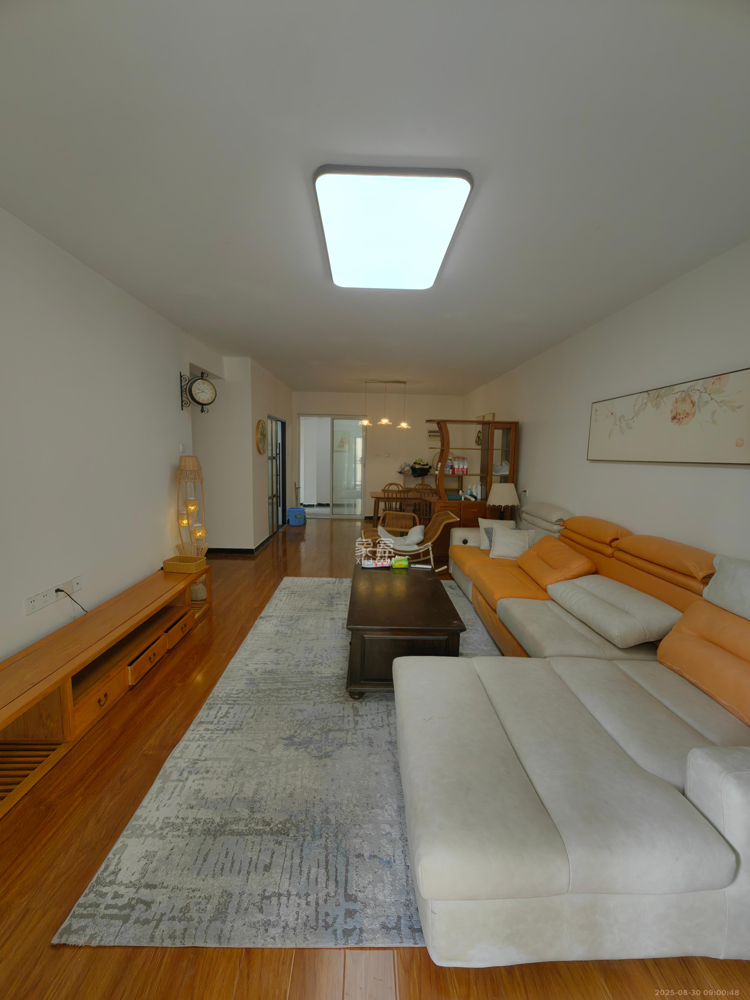 中建芙蓉嘉苑  3室2厅2卫    2700.0元/月室内图