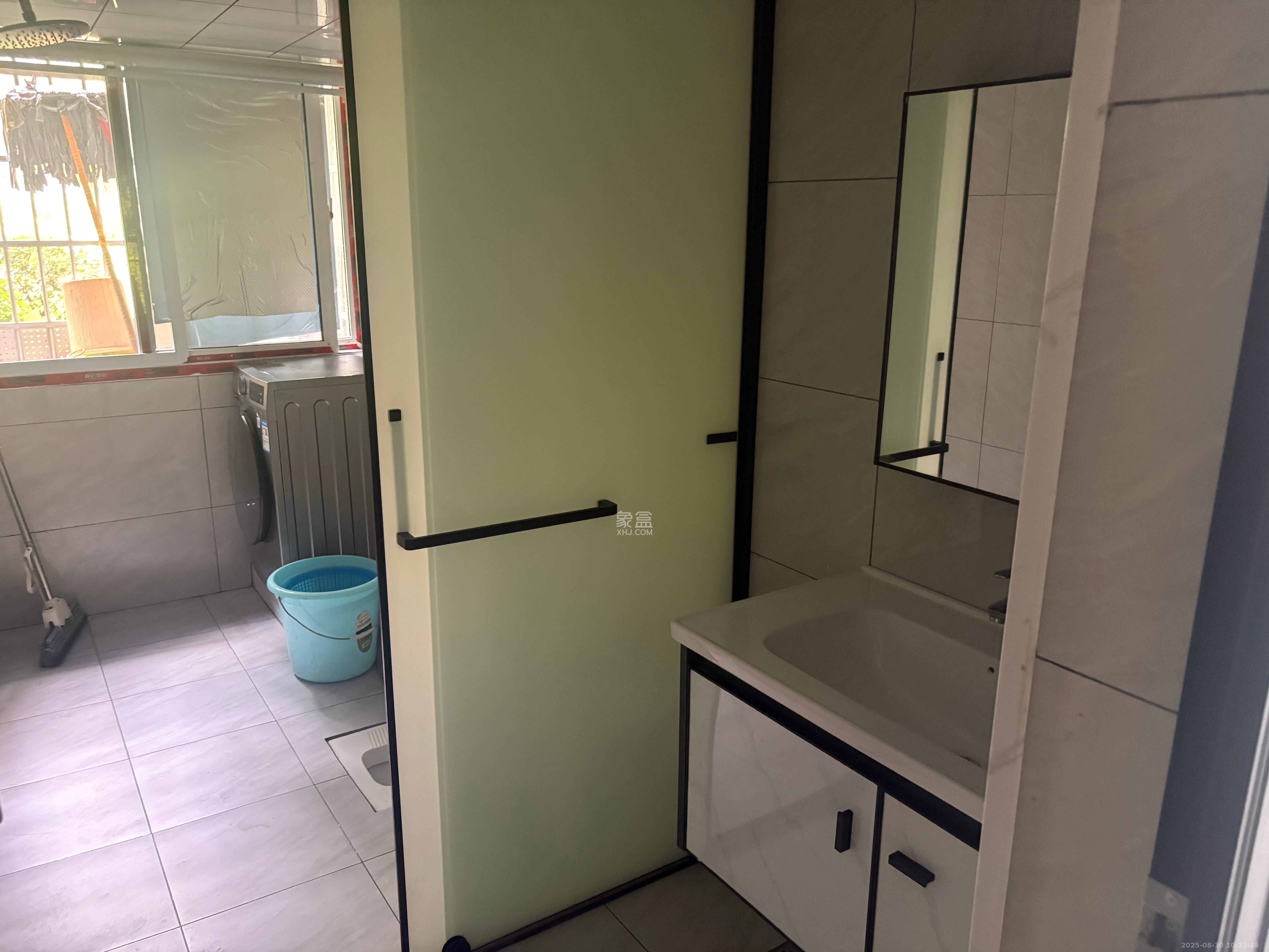 桥头家苑一期  4室2厅2卫    3000.0元/月 桥头家苑一期  4室2厅2卫    3000.0元/月室内图