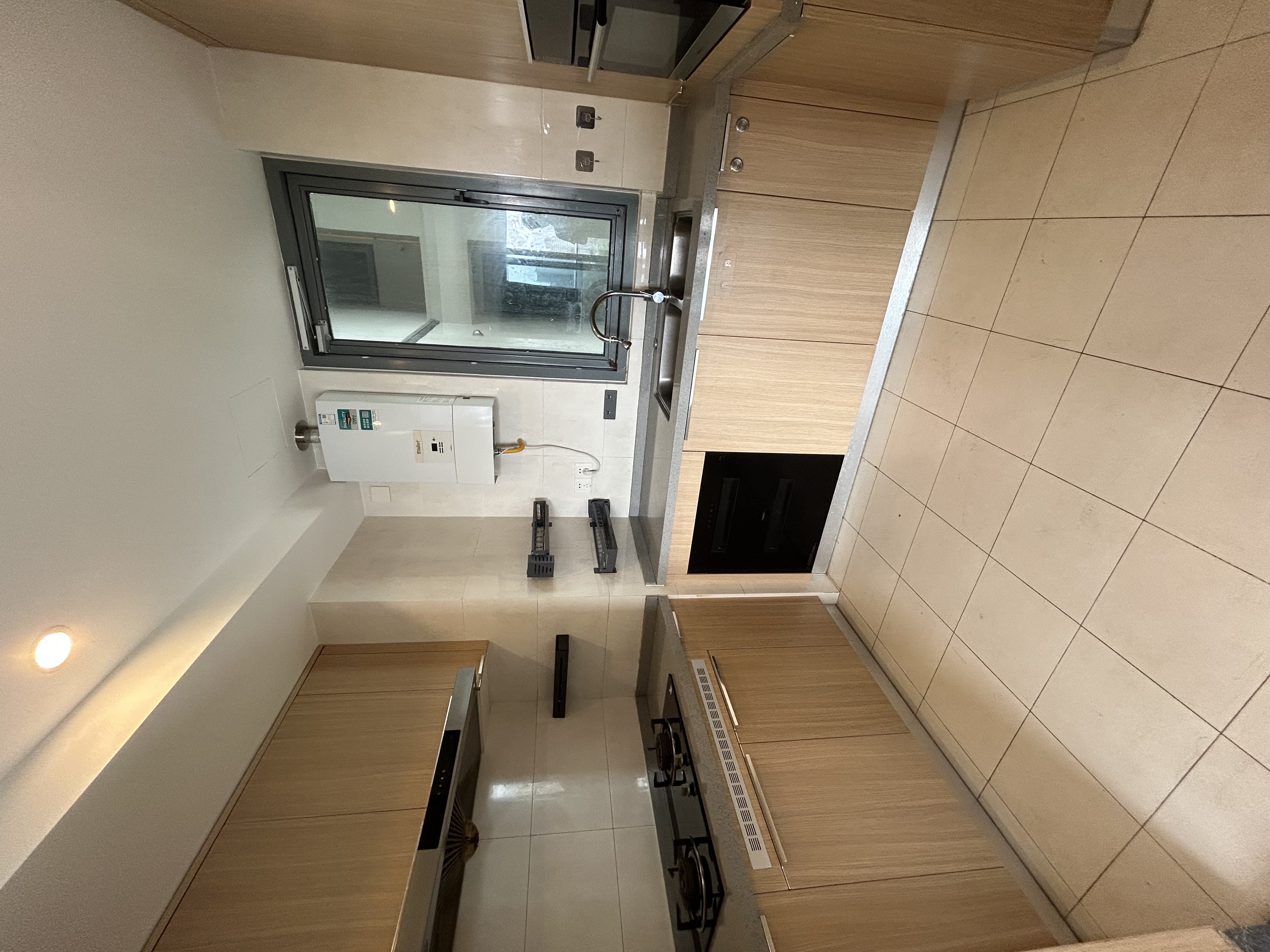 龙兴公馆 4室2厅1卫 5500.0元/月 龙兴公馆 4室2厅1卫 5500.0元/月室内图