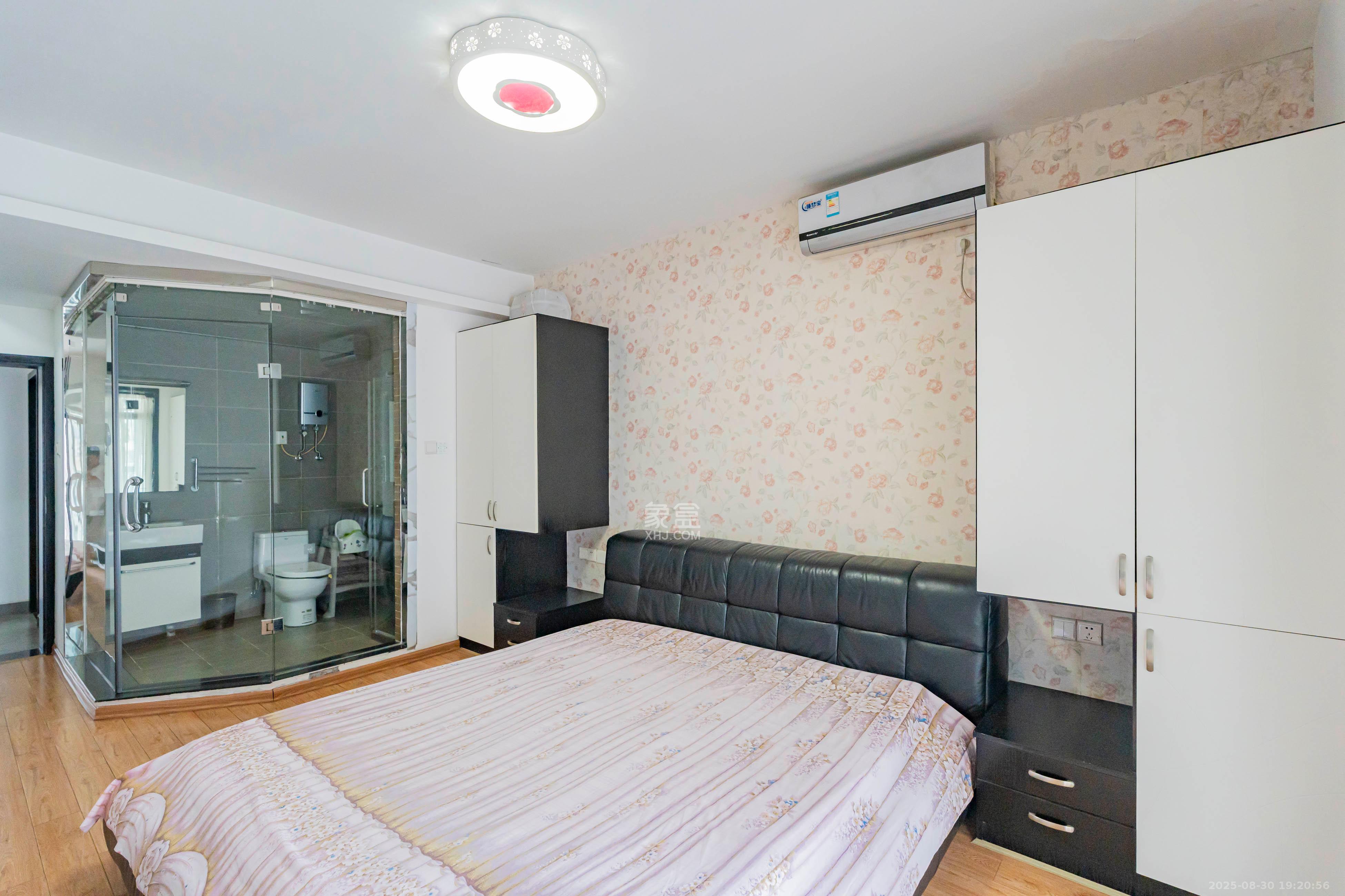 香樟雅郡  3室2厅2卫    115.0万 香樟雅郡  3室2厅2卫    115.0万卧室