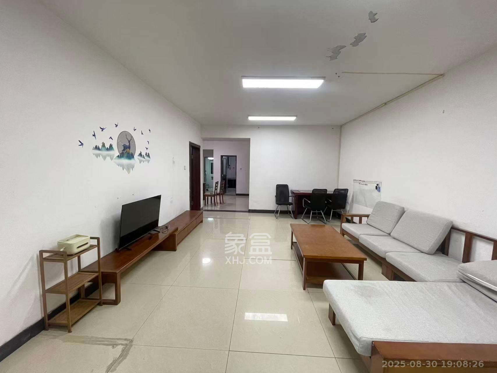 活力康城 3室2厅2卫 2800.0元/月 活力康城 3室2厅2卫 2800.0元/月室内图