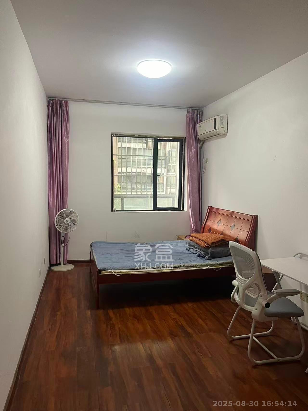 鑫远湘府华城 4室2厅2卫 2800.0元/月 鑫远湘府华城 4室2厅2卫 2800.0元/月室内图