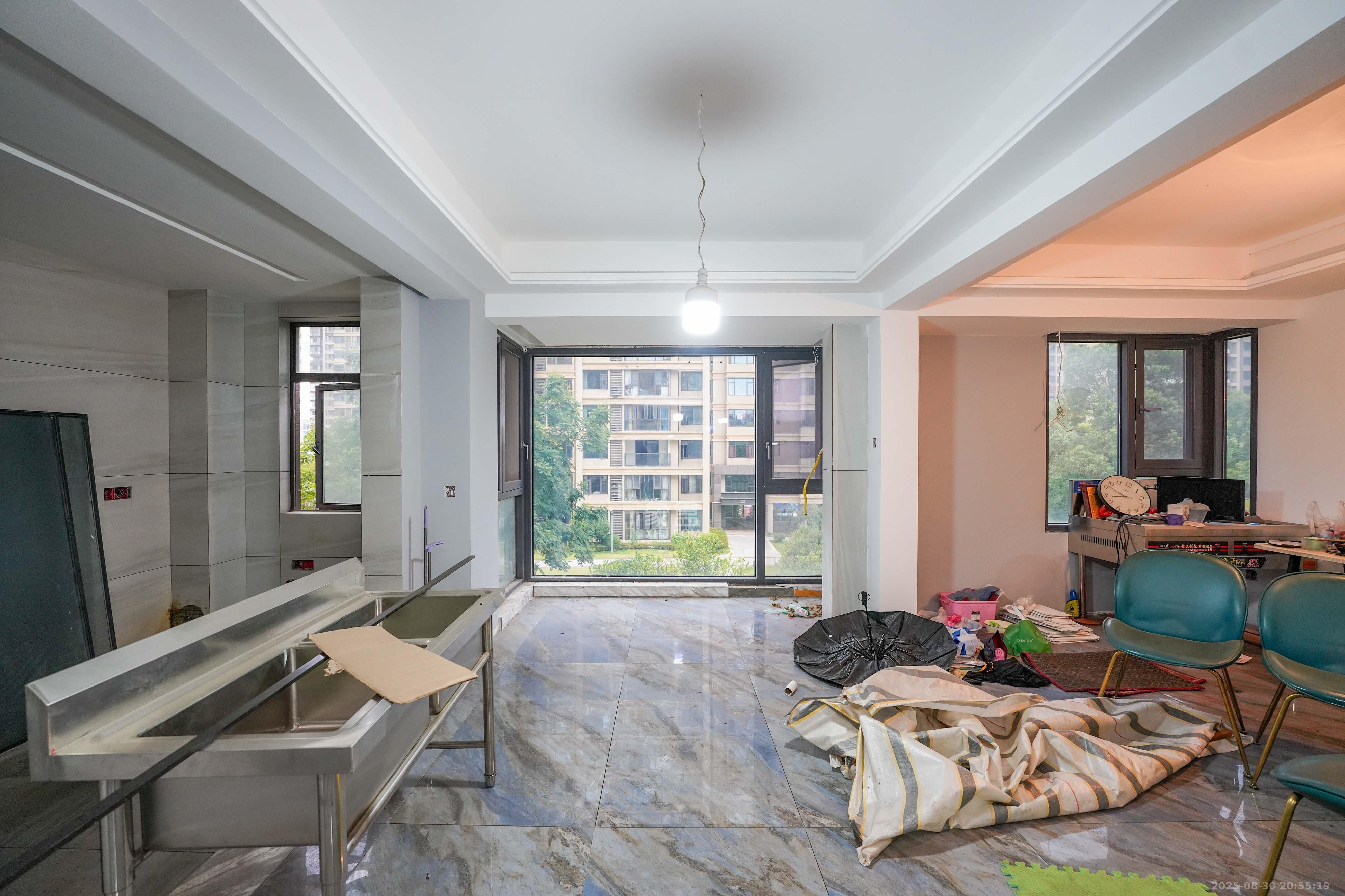 福天藏郡院子  3室2厅2卫    132.0万 福天藏郡院子  3室2厅2卫    132.0万