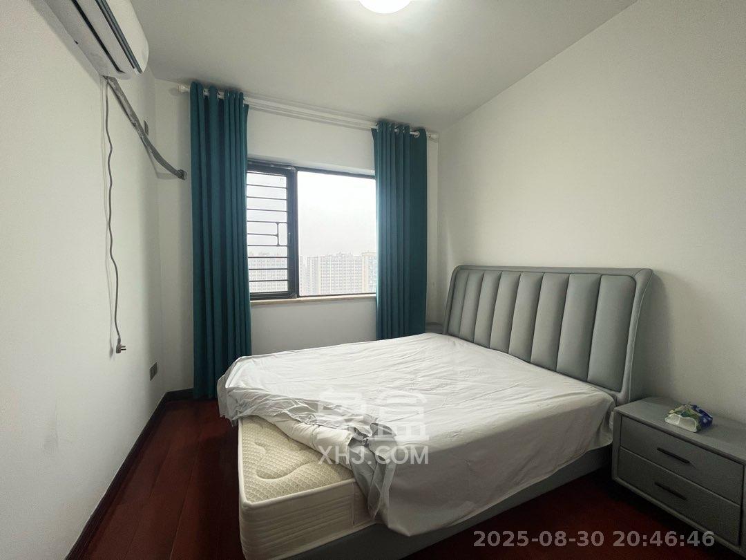 钰龙天下一期 4室2厅2卫 4200.0元/月 钰龙天下一期 4室2厅2卫 4200.0元/月室内图