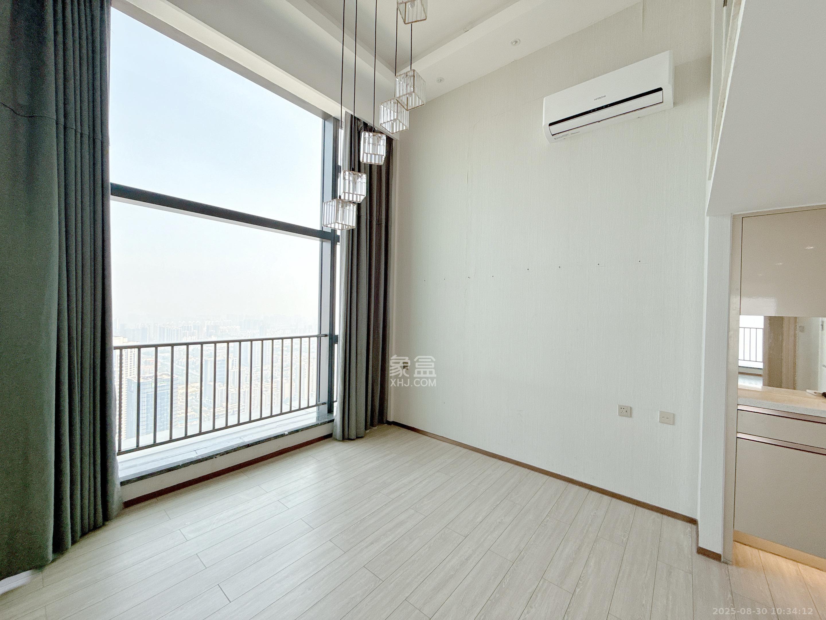 华远华时代  4室2厅2卫    5400.0元/月 华远华时代  4室2厅2卫    5400.0元/月室内图