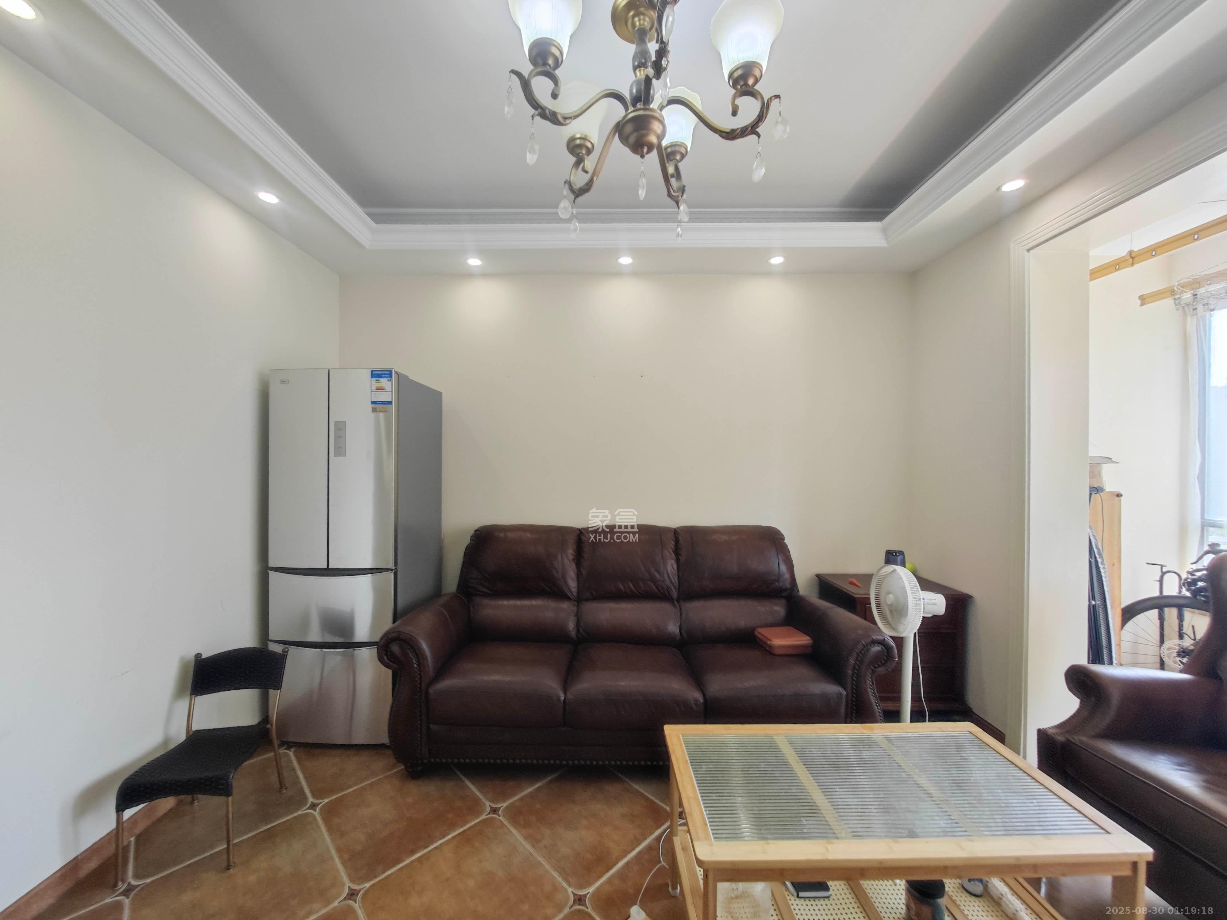 五矿万境水岸一期(万境水岸嘉苑)  2室2厅2卫    113.8万 五矿万境水岸一期(万境水岸嘉苑)  2室2厅2卫    113.8万客厅