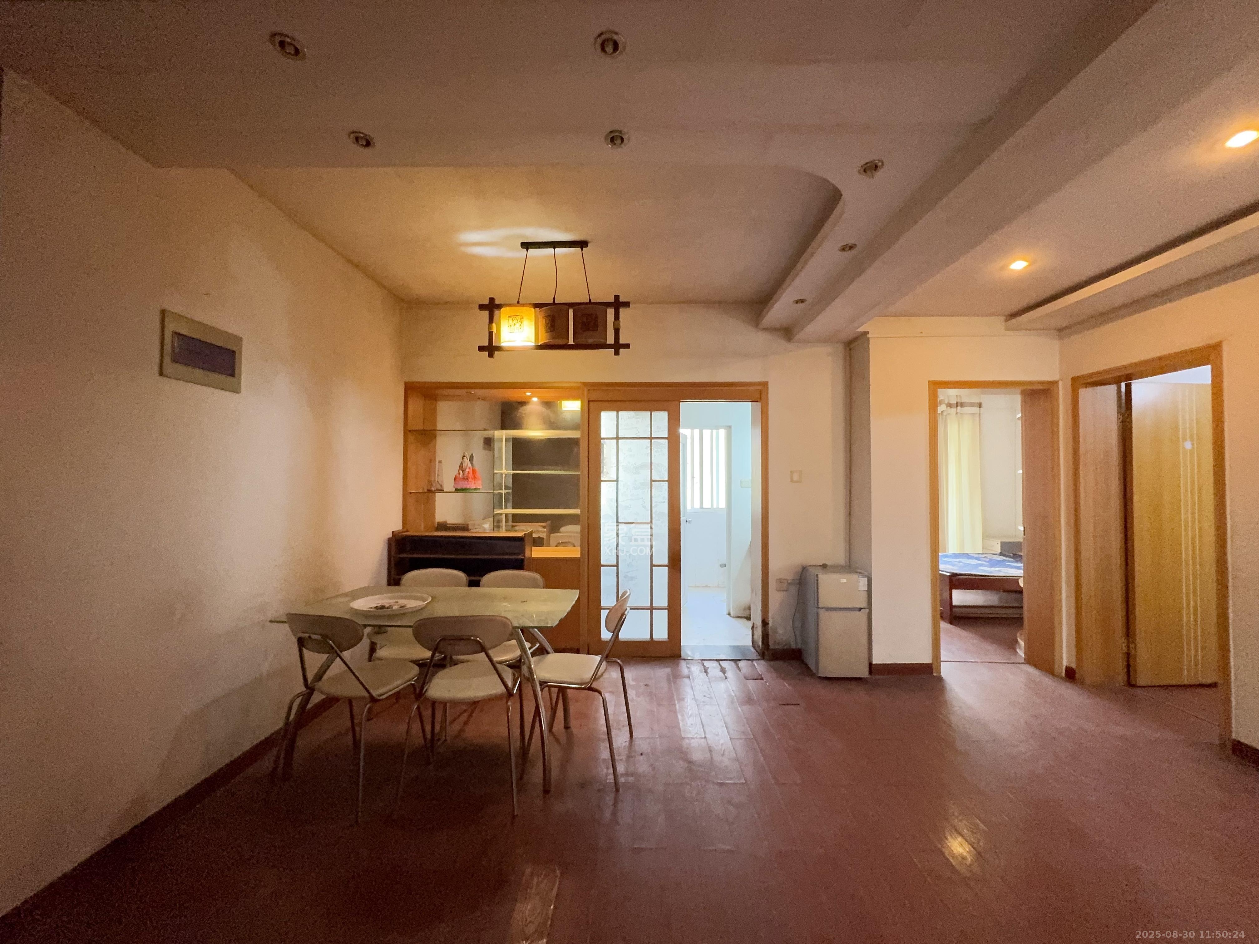 申奥美域  3室2厅2卫    2200.0元/月室内图