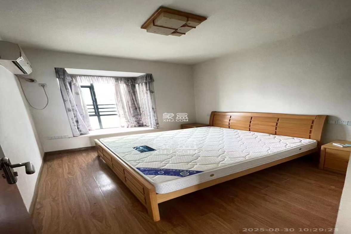 星城映象  3室2厅2卫    2600.0元/月 星城映象  3室2厅2卫    2600.0元/月室内图