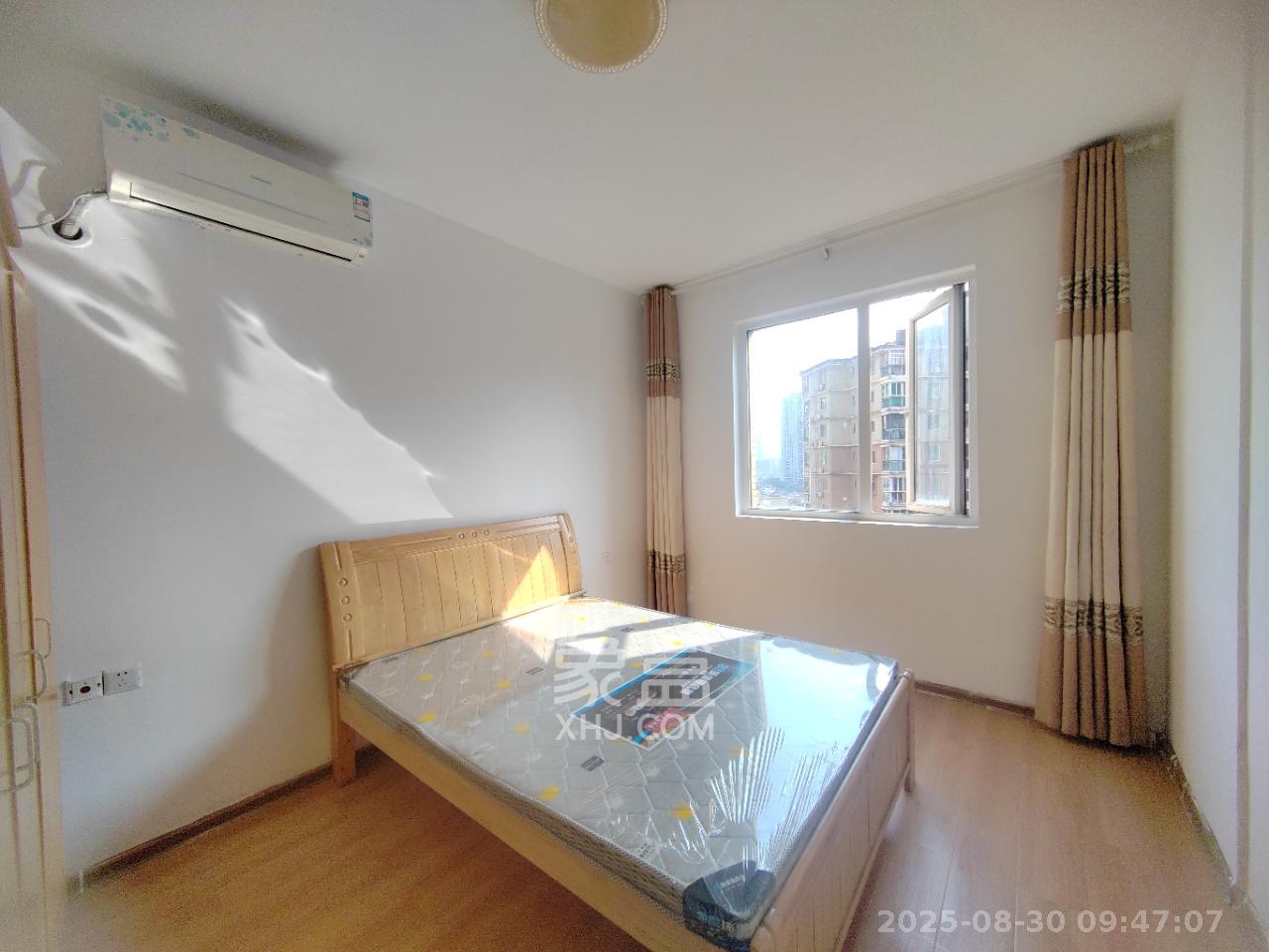 金地格林公馆  3室2厅1卫    2200.0元/月室内图