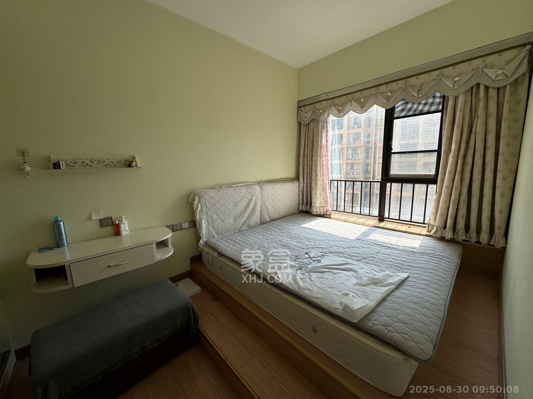 奥林匹克花园贡院三期  1室1厅1卫    1400.0元/月 奥林匹克花园贡院三期  1室1厅1卫    1400.0元/月室内图