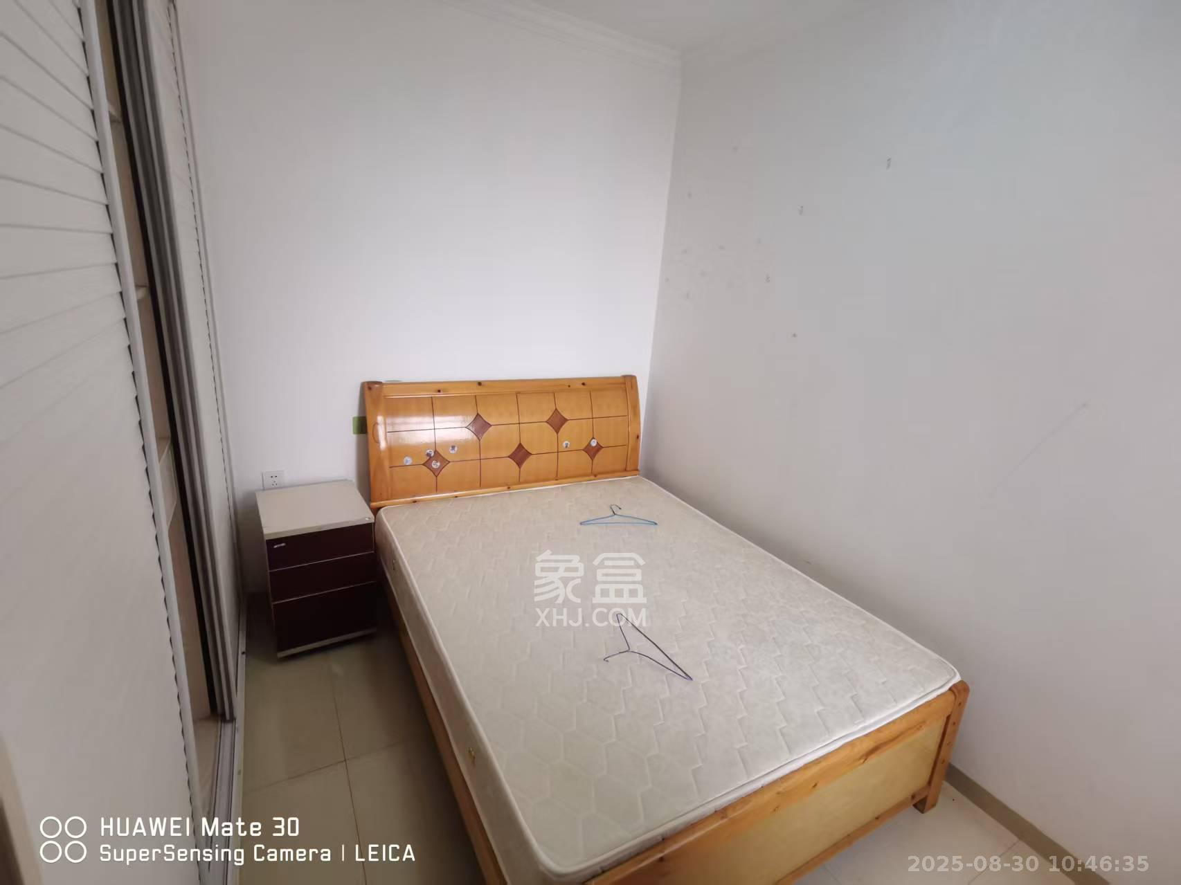 芙蓉公馆  2室1厅1卫    2500.0元/月室内图