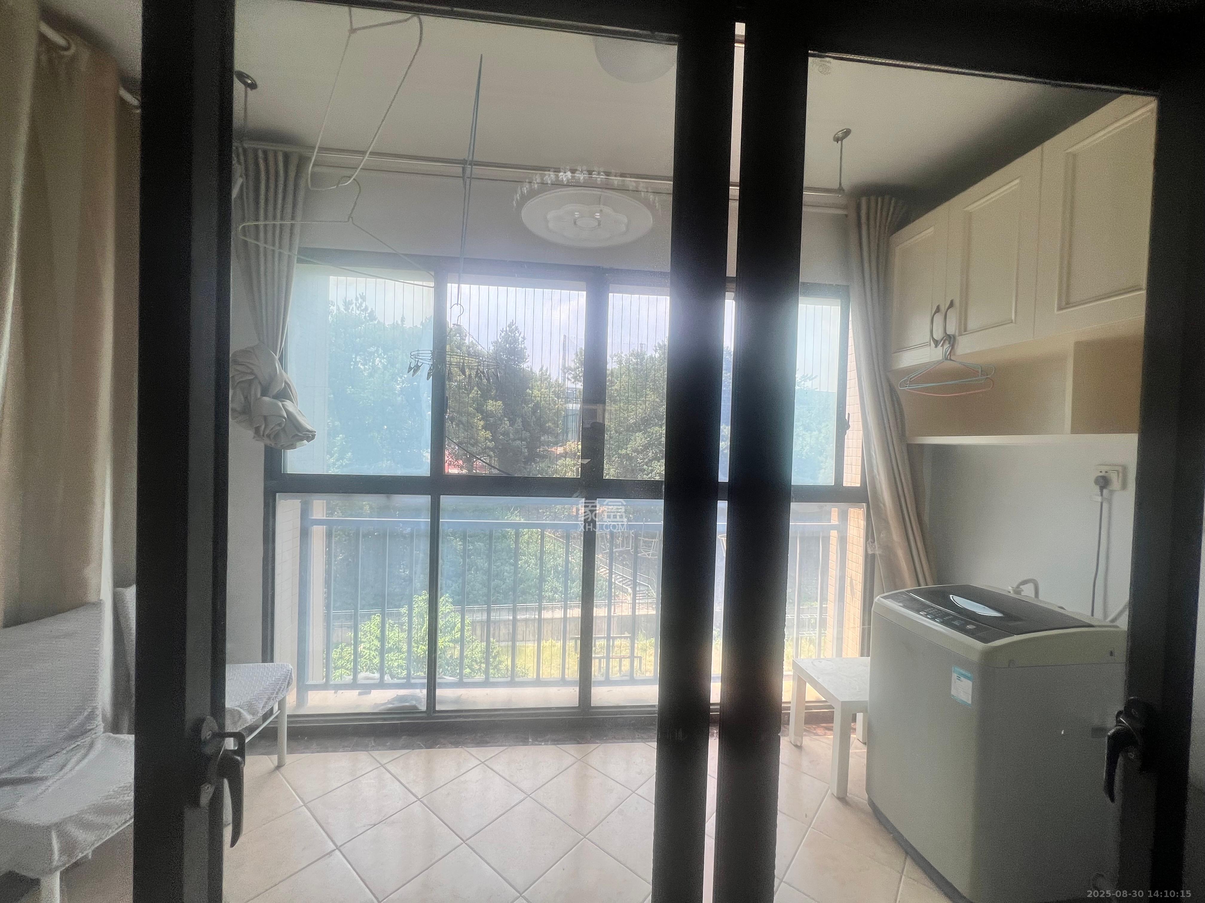 优山美地  3室2厅2卫    2200.0元/月室内图