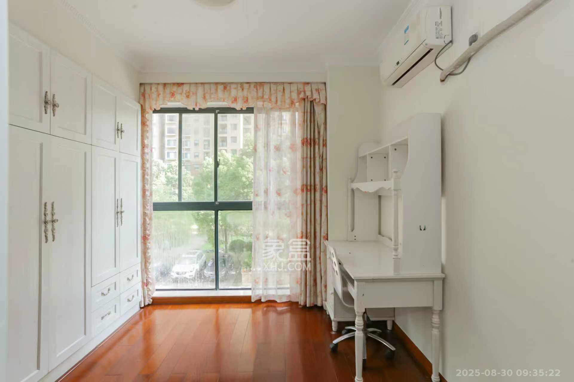 北京御园一二期(国泰嘉园) 4室2厅2卫 4600.0元/月 北京御园一二期(国泰嘉园) 4室2厅2卫 4600.0元/月室内图