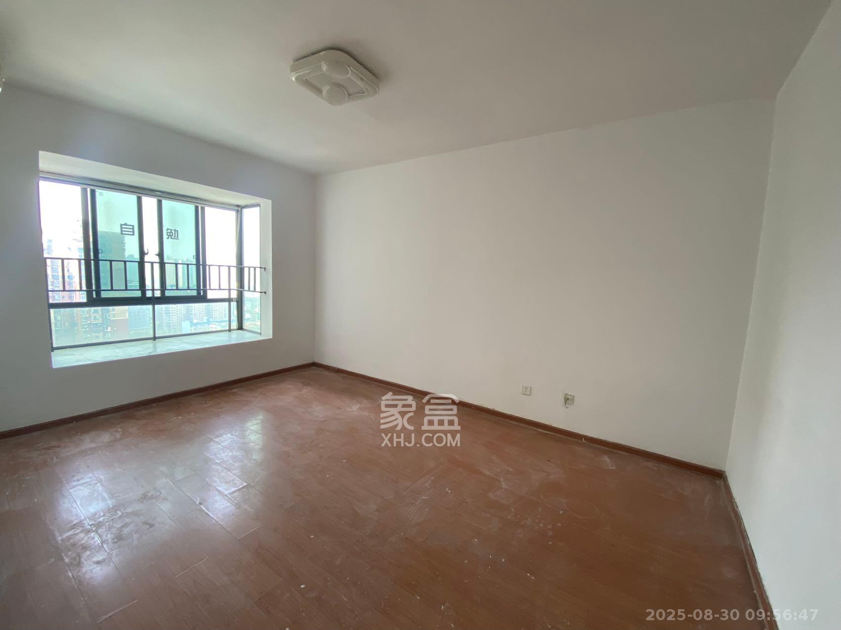 东方芙蓉  3室2厅2卫   3300.00元/月室内图
