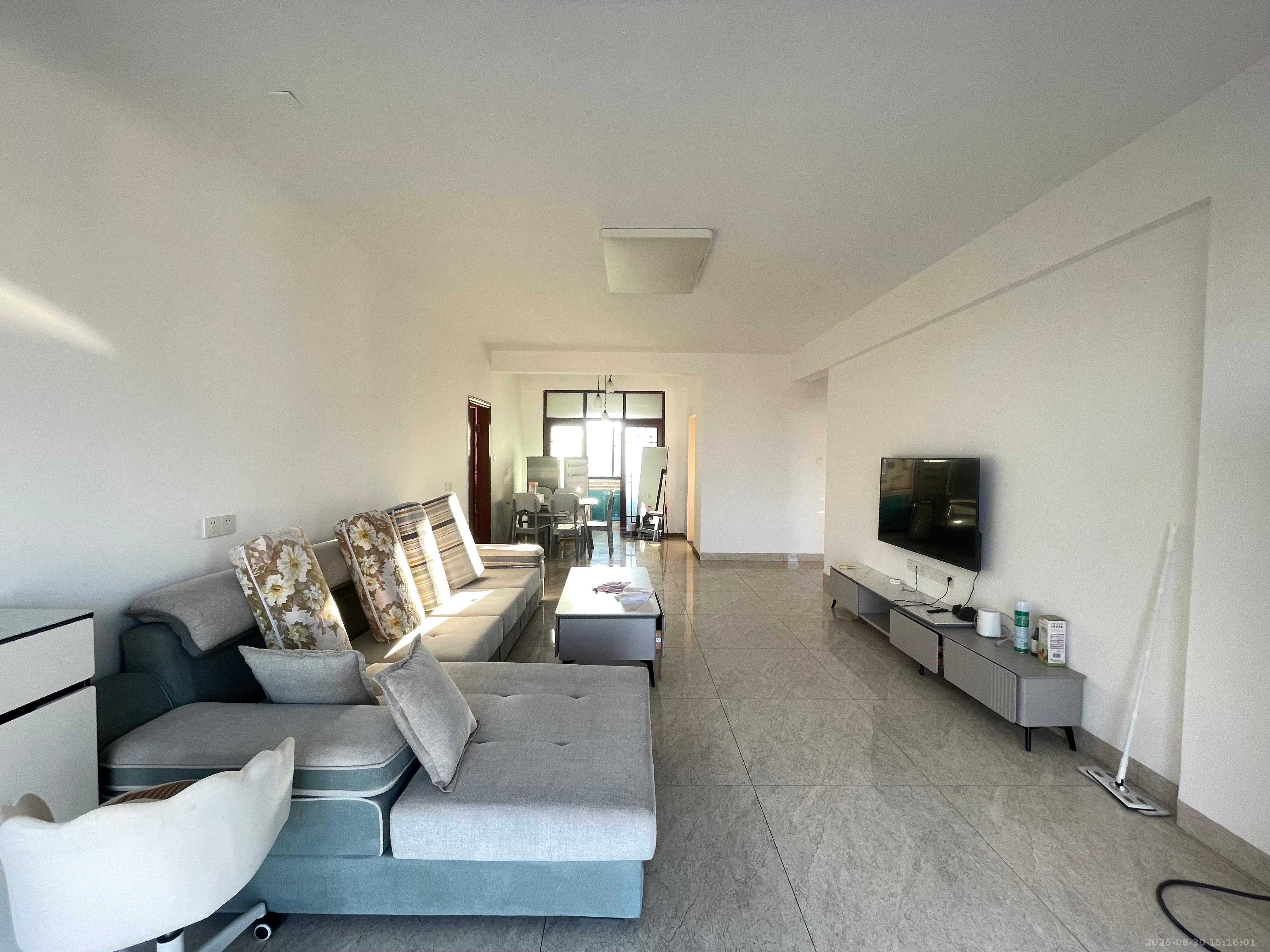 金爵逸品 3室2厅2卫 1800.00元/月 金爵逸品 3室2厅2卫 1800.00元/月室内图