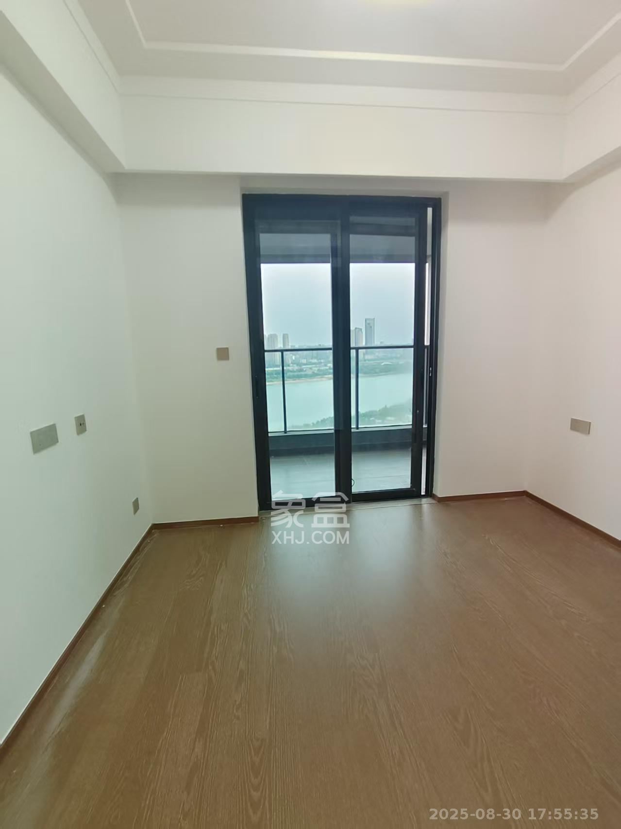 江山印  4室2厅3卫    13000.0元/月室内图