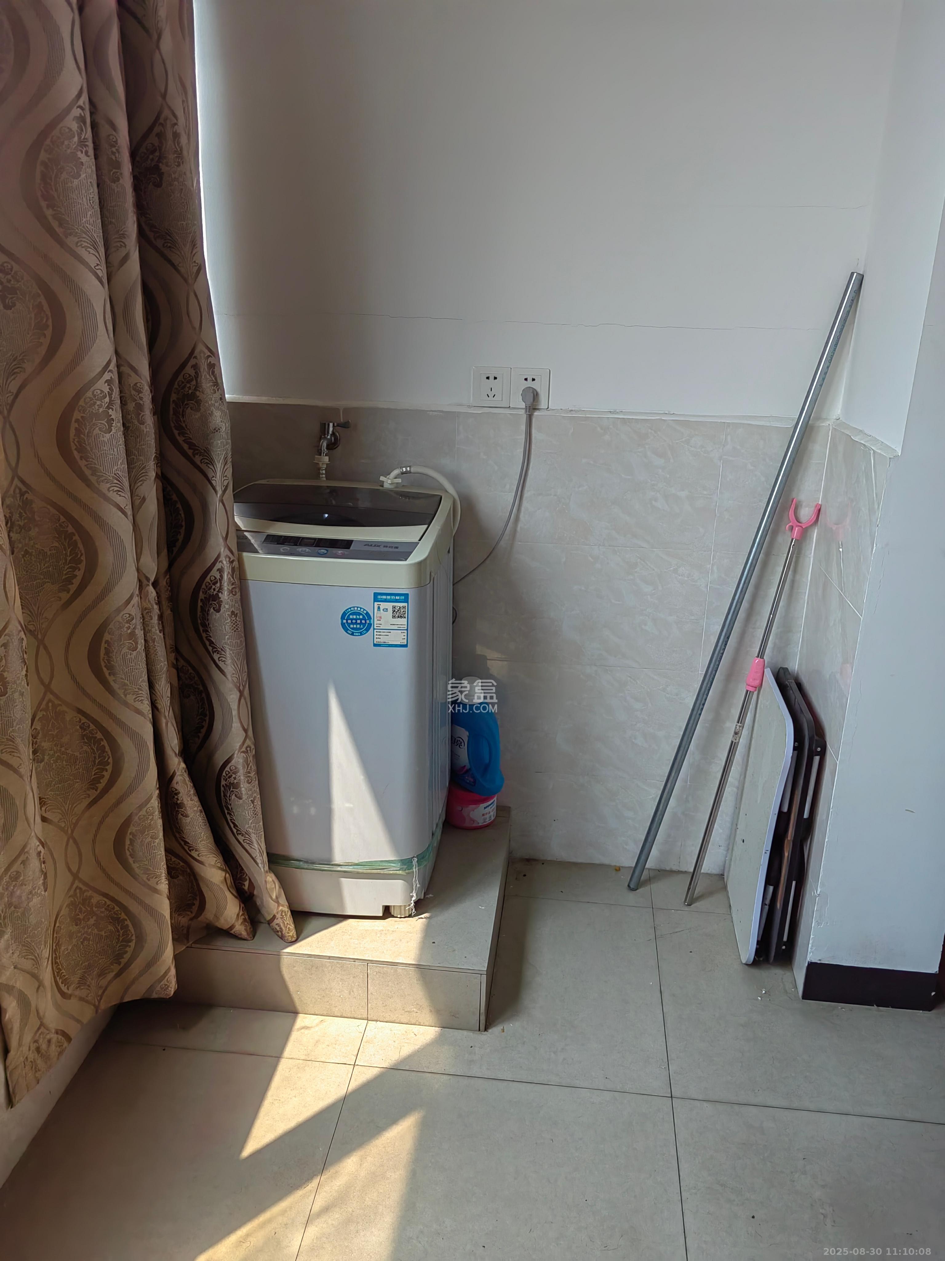 星邮公寓  1室0厅0卫    1000.0元/月室内图