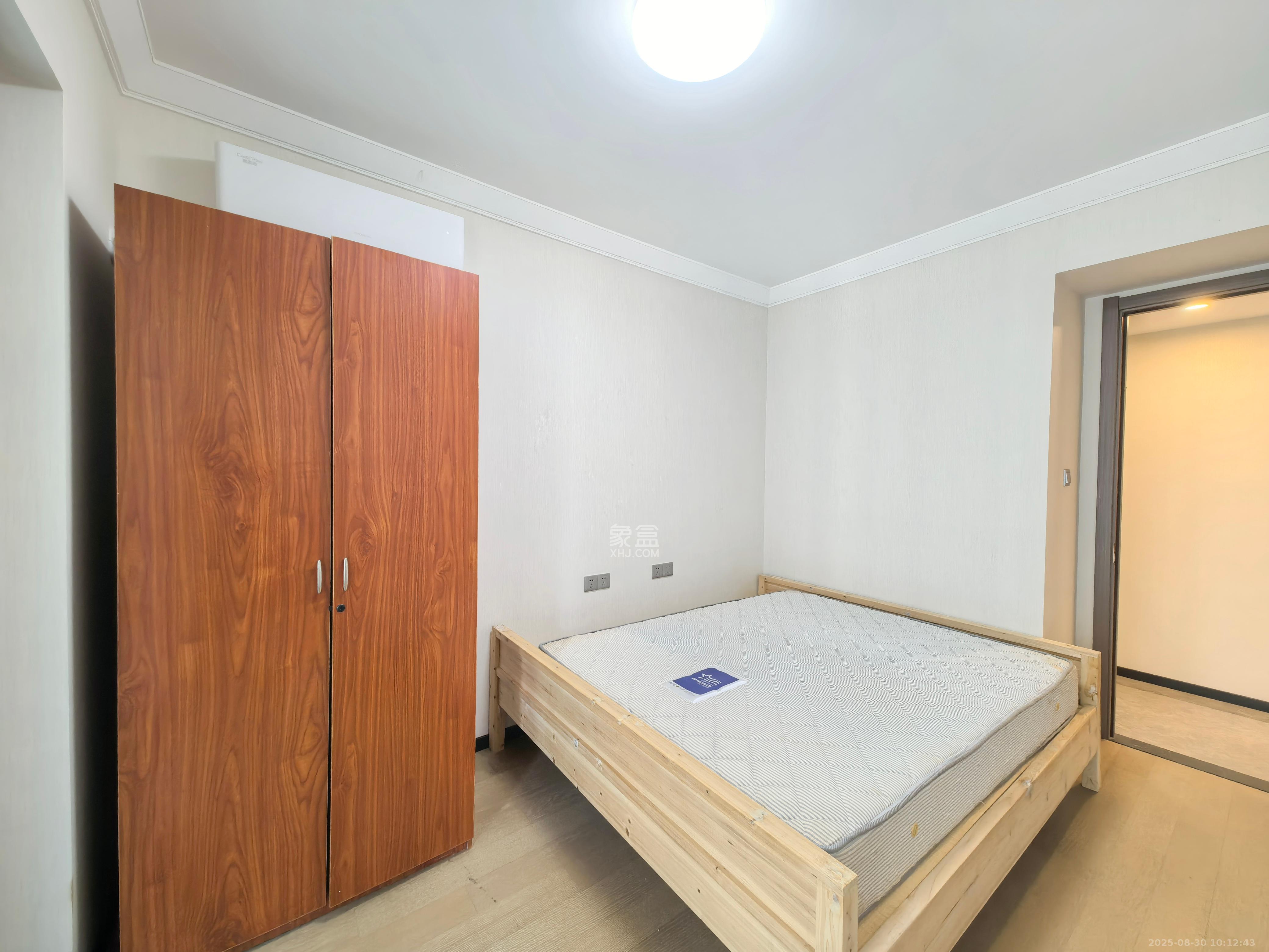 中海阅溪府 4室2厅2卫 3400.0元/月 中海阅溪府 4室2厅2卫 3400.0元/月室内图