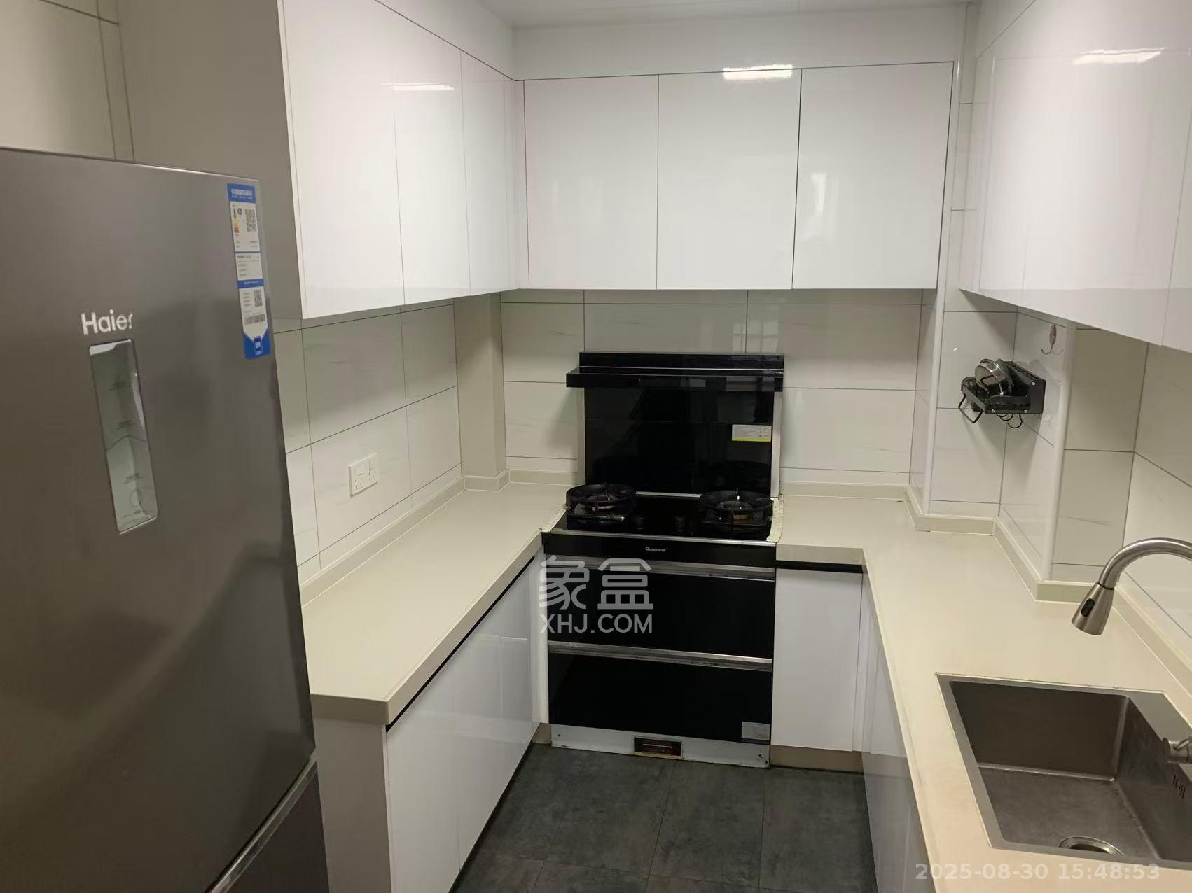 滨江君悦香邸  3室1厅1卫    4000.0元/月 滨江君悦香邸  3室1厅1卫    4000.0元/月室内图