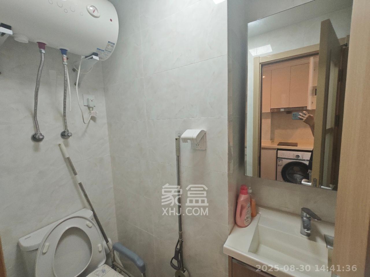 卓越浅水湾  1室1厅1卫    1400.0元/月室内图