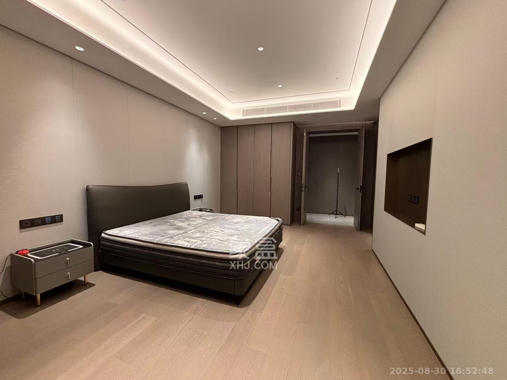 润和滨江湾 3室2厅3卫 28000.0元/月 润和滨江湾 3室2厅3卫 28000.0元/月室内图