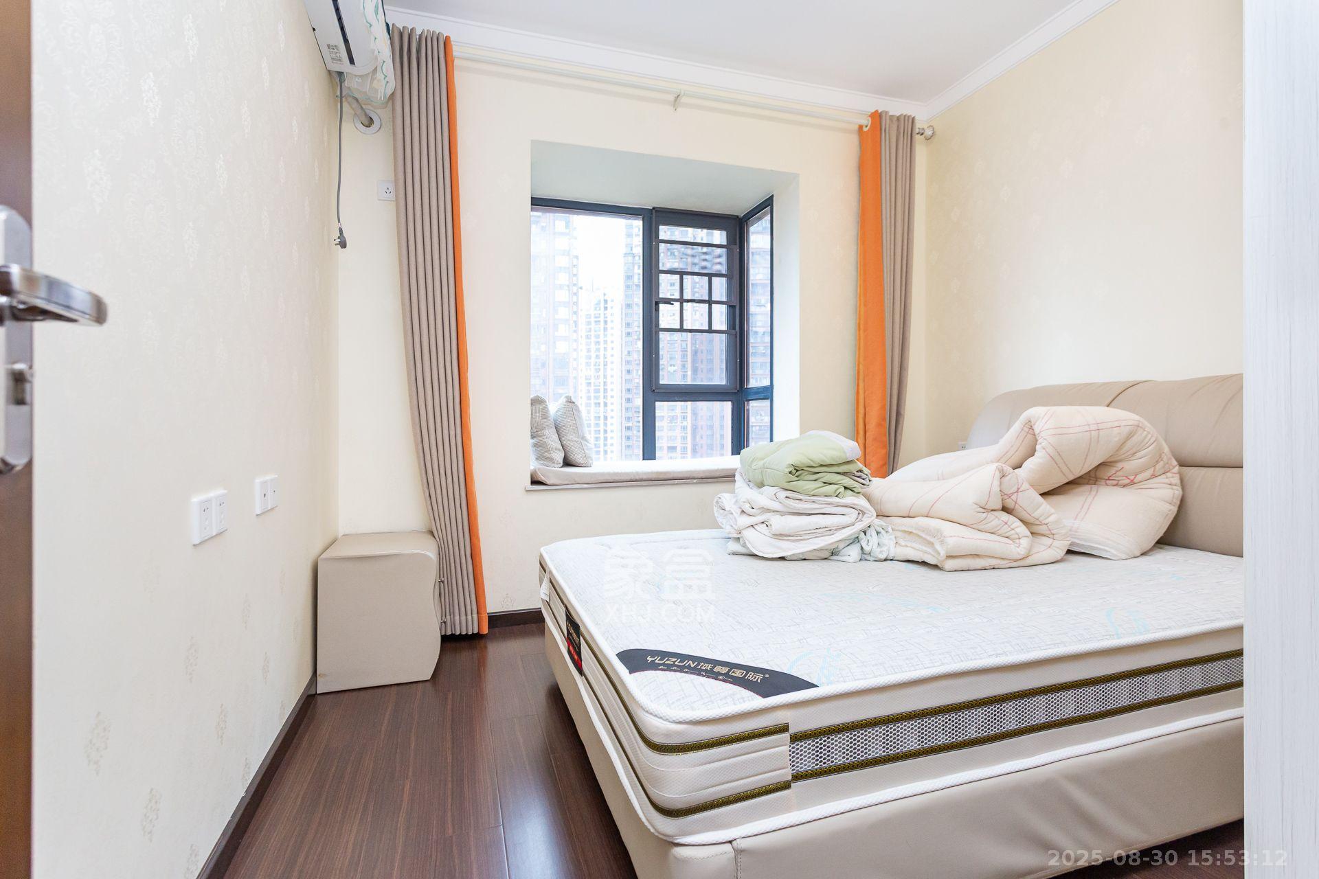 珠江东方明珠(新地东方明珠)三期 3室2厅2卫 2500.0元/月 珠江东方明珠(新地东方明珠)三期 3室2厅2卫 2500.0元/月室内图