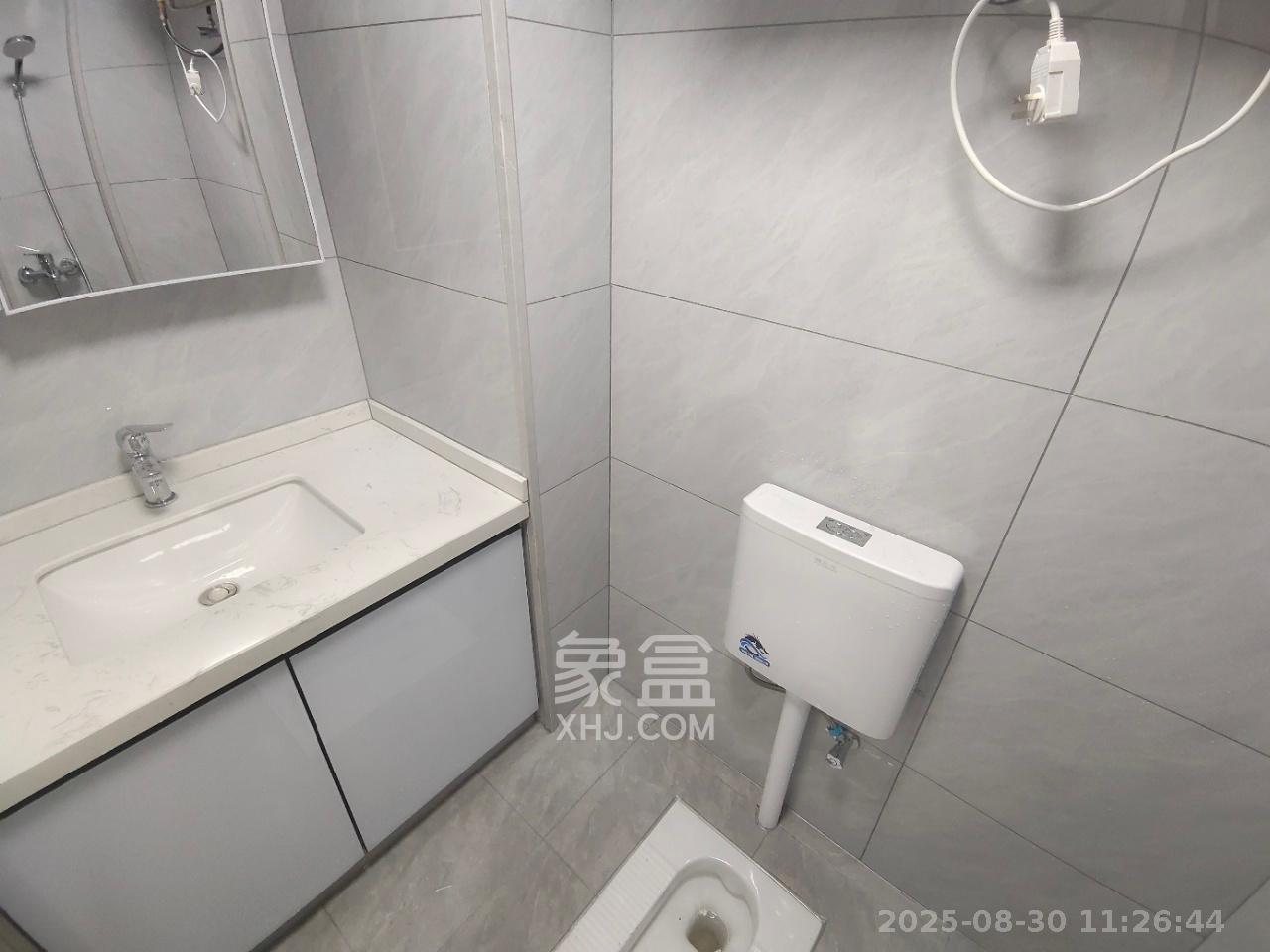 保利海德公园 1室1厅1卫 1600.0元/月 保利海德公园 1室1厅1卫 1600.0元/月室内图