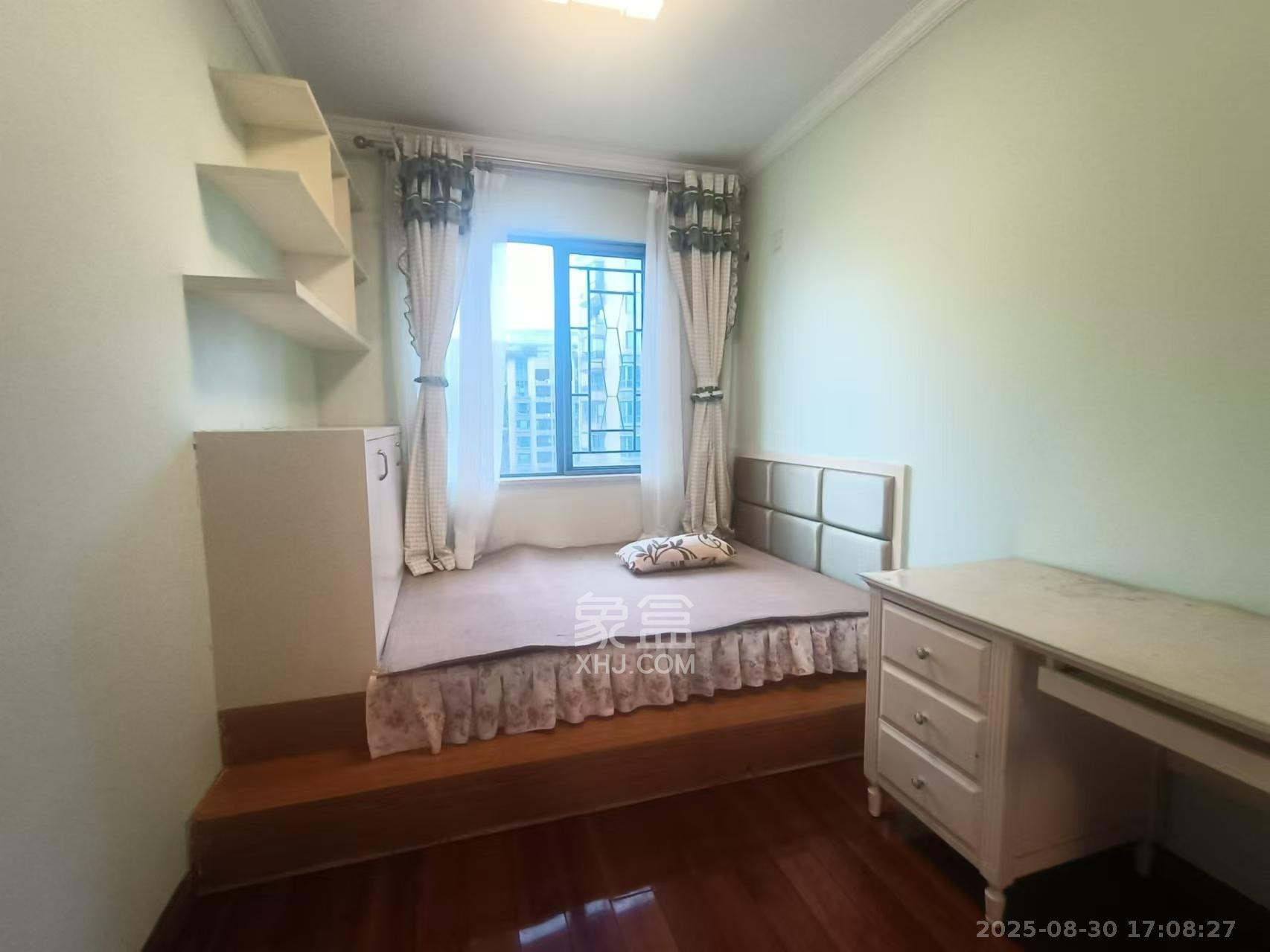 湘府9号  3室2厅1卫    3000.0元/月 湘府9号  3室2厅1卫    3000.0元/月室内图