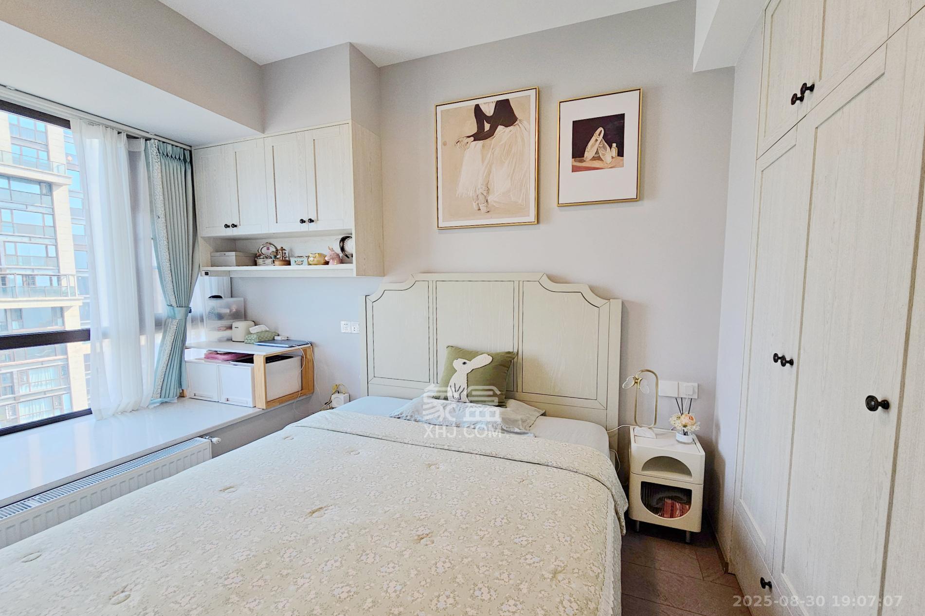 明昇壹城(明昇时代广场)二期  4室2厅2卫    268.0万 明昇壹城(明昇时代广场)二期  4室2厅2卫    268.0万卧室