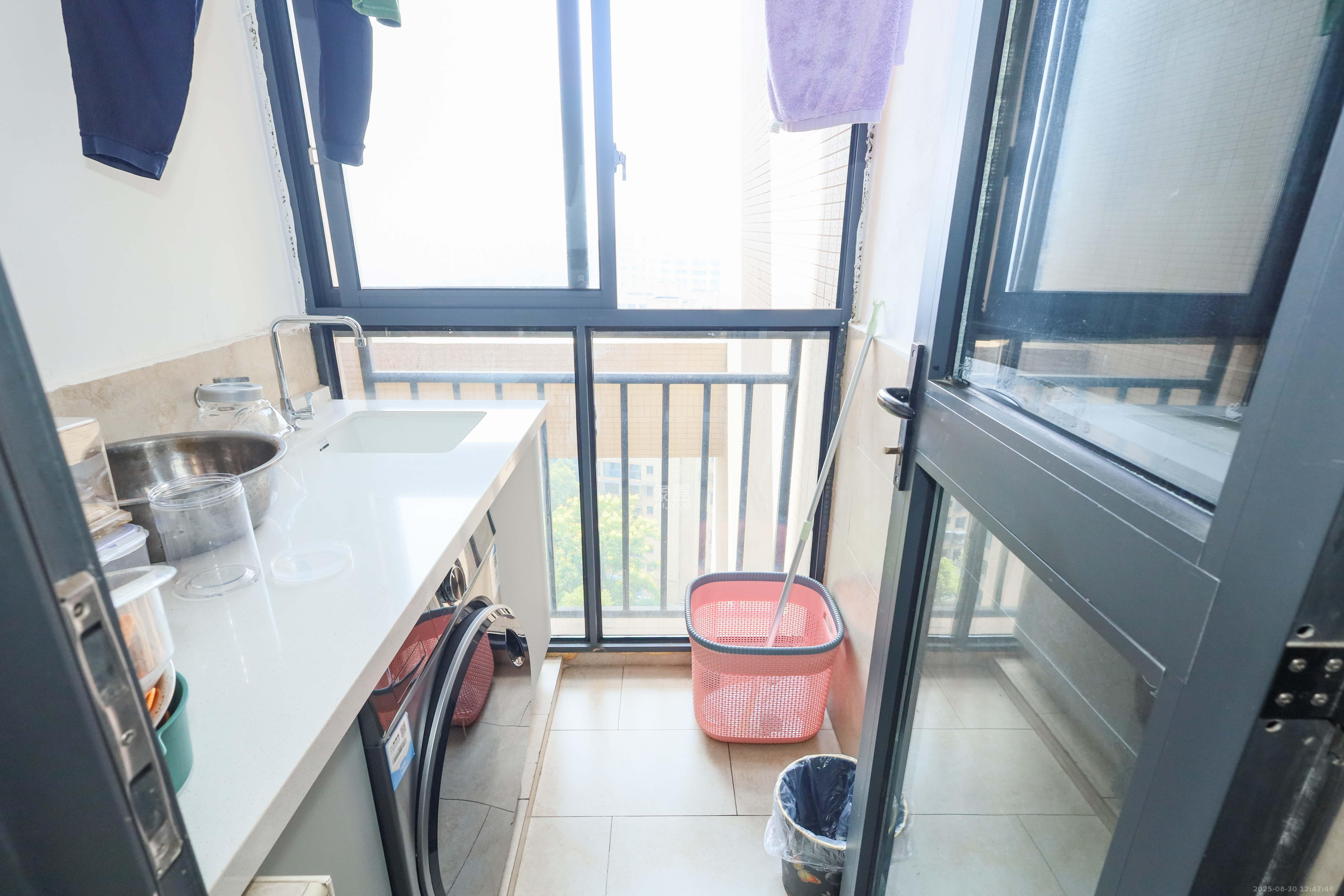 保利麓谷林语B区  3室2厅1卫    88.0万 保利麓谷林语B区  3室2厅1卫    88.0万厨房