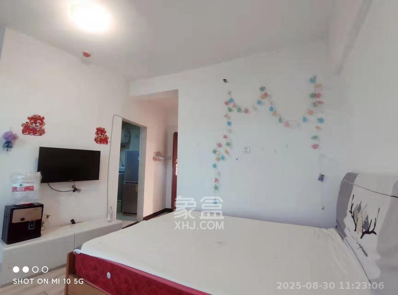 观园国际公寓 1室1厅1卫 1500.0元/月 观园国际公寓 1室1厅1卫 1500.0元/月室内图