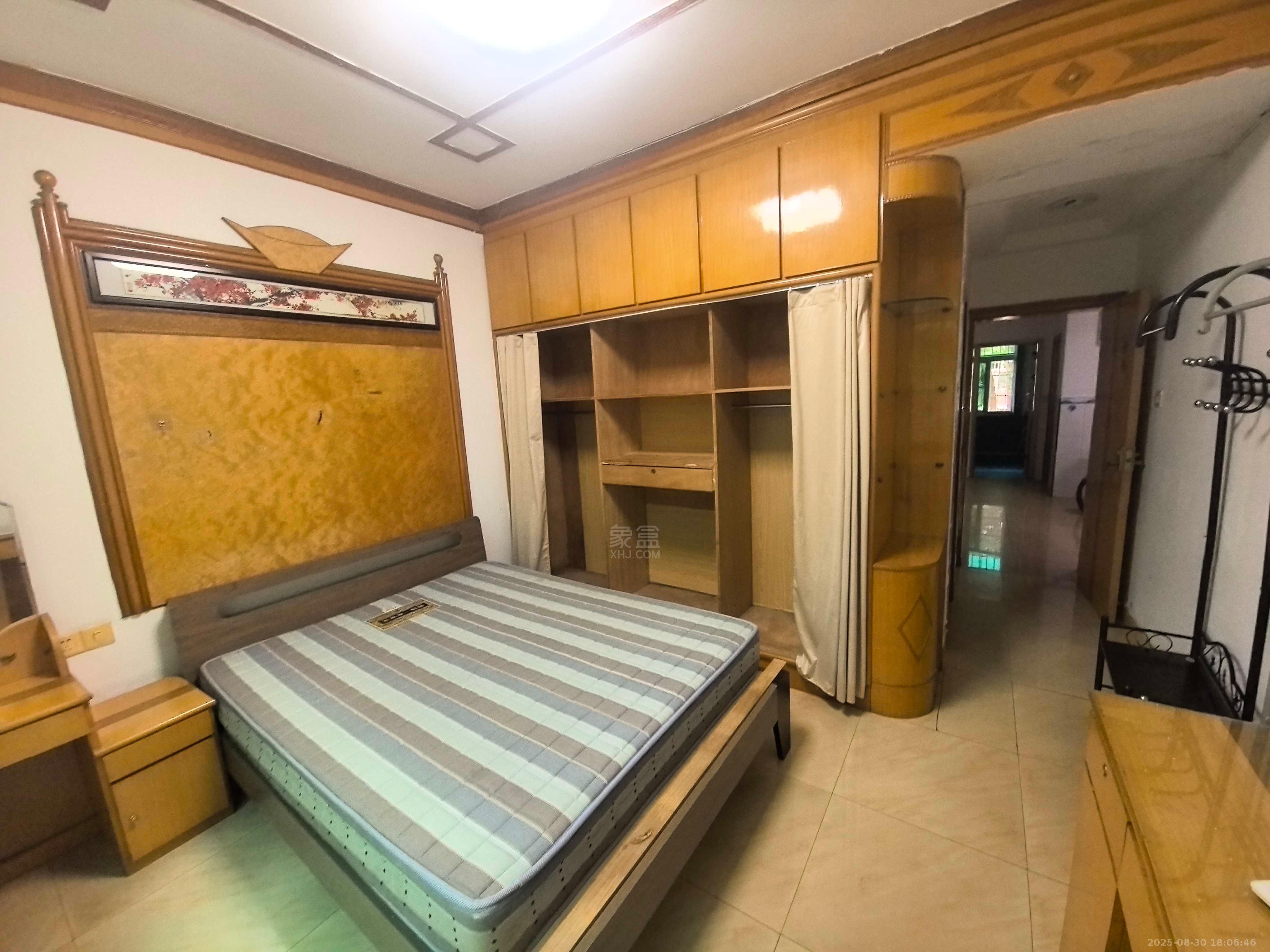 花园三村  3室2厅2卫   1500.00元/月室内图