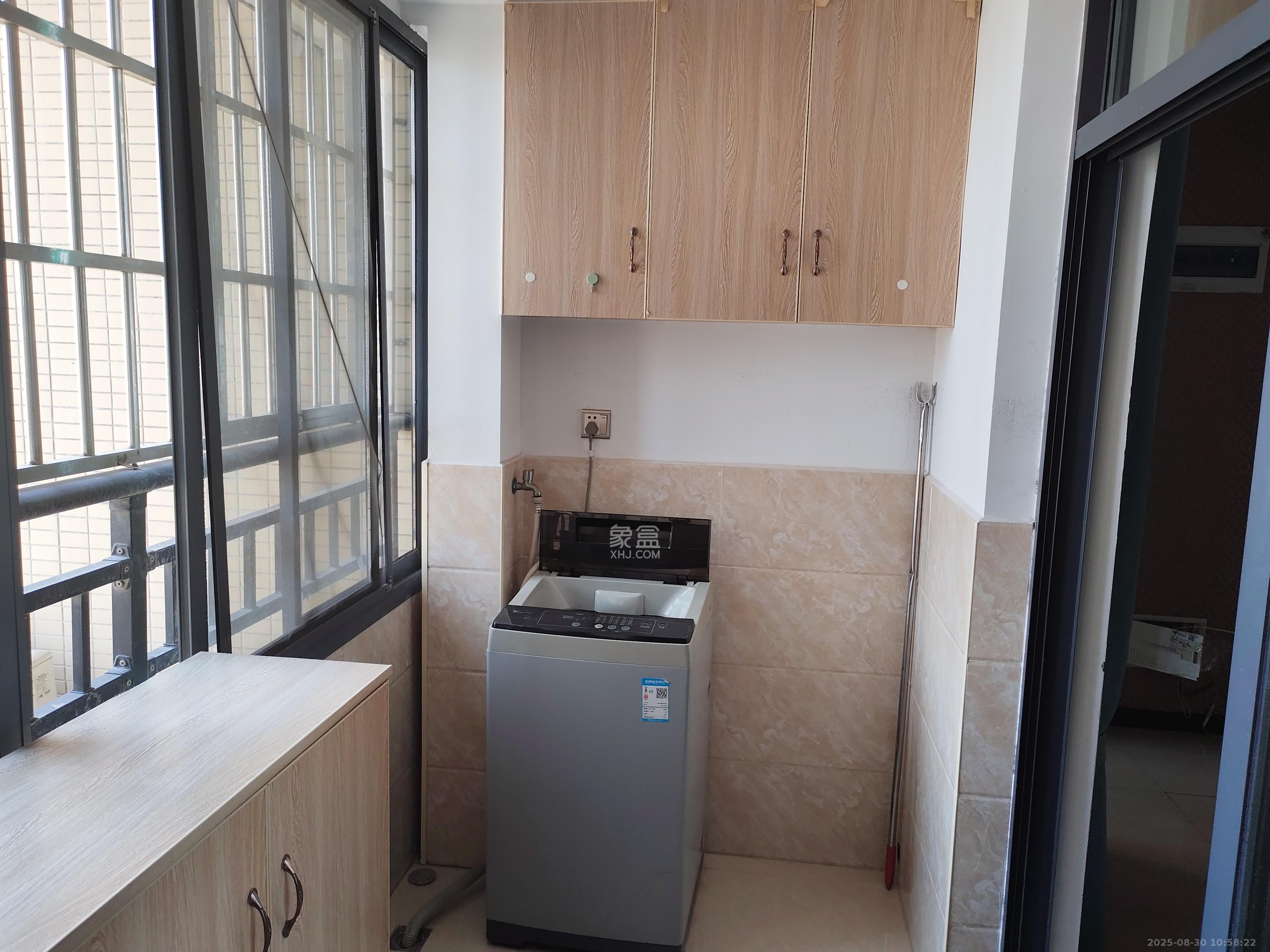 景塘家园  1室0厅0卫    2000.0元/月室内图