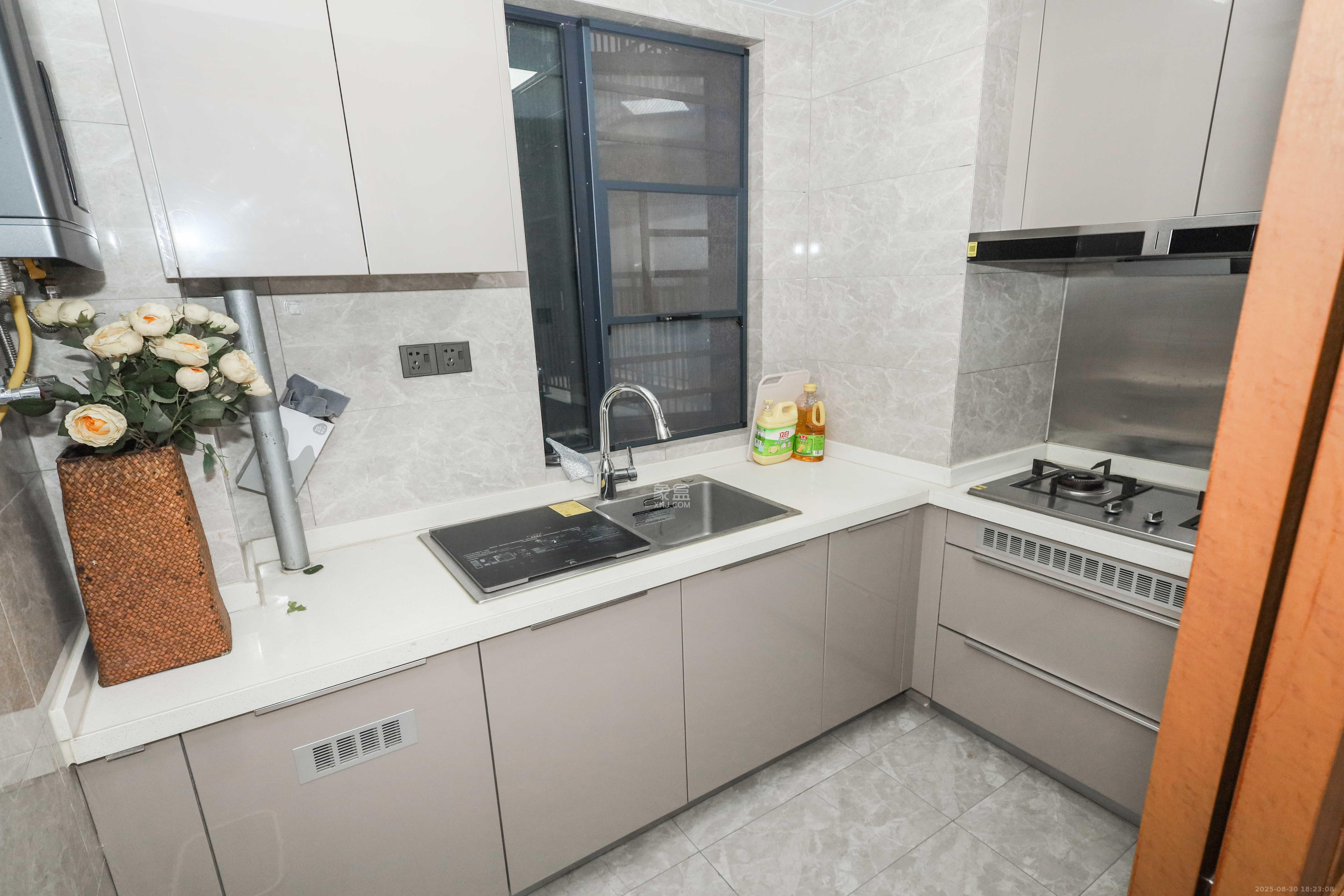 梅溪悦章 3室2厅2卫 138.0万 梅溪悦章 3室2厅2卫 138.0万厨房