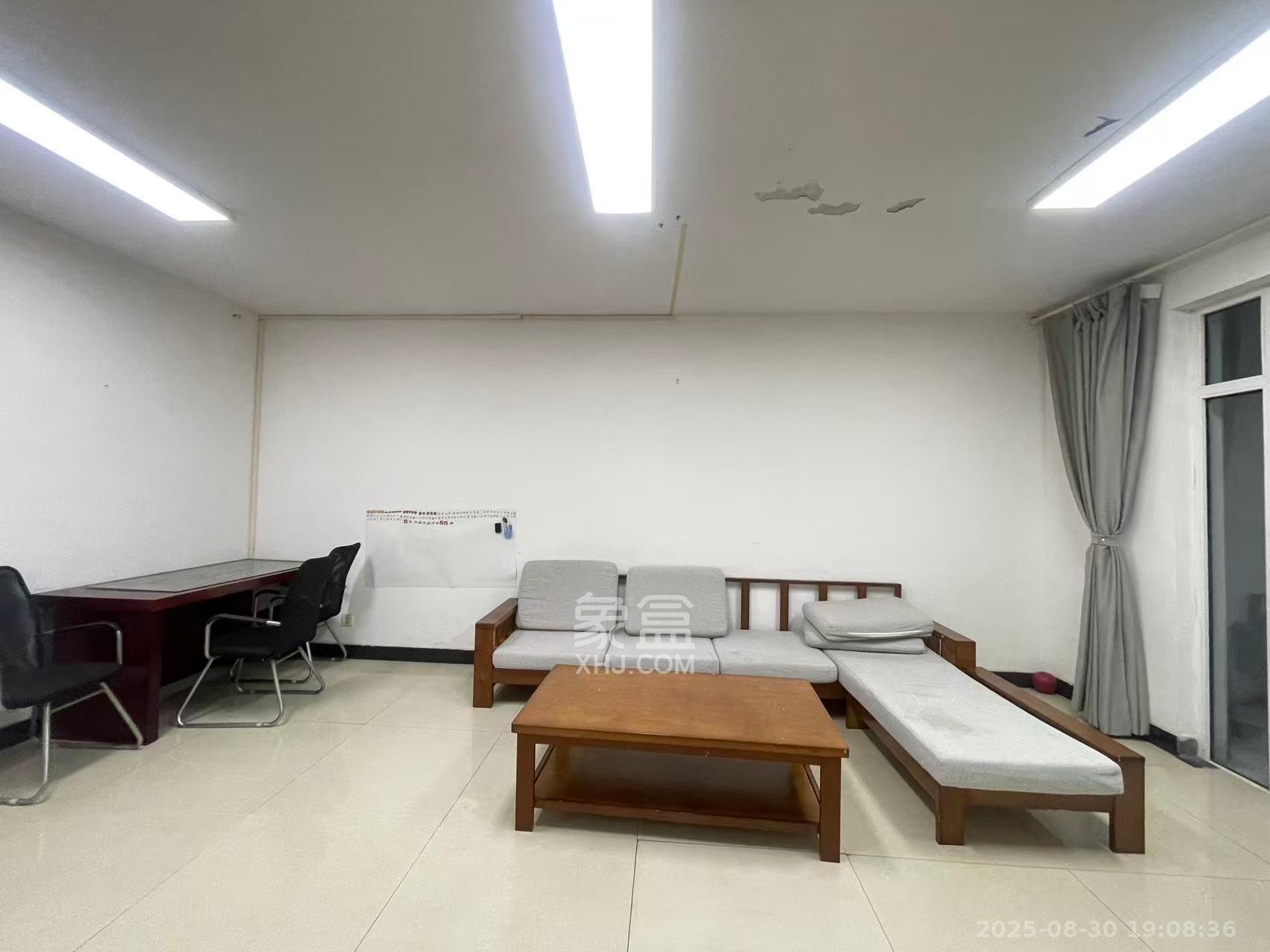 活力康城 3室2厅2卫 2800.0元/月 活力康城 3室2厅2卫 2800.0元/月室内图