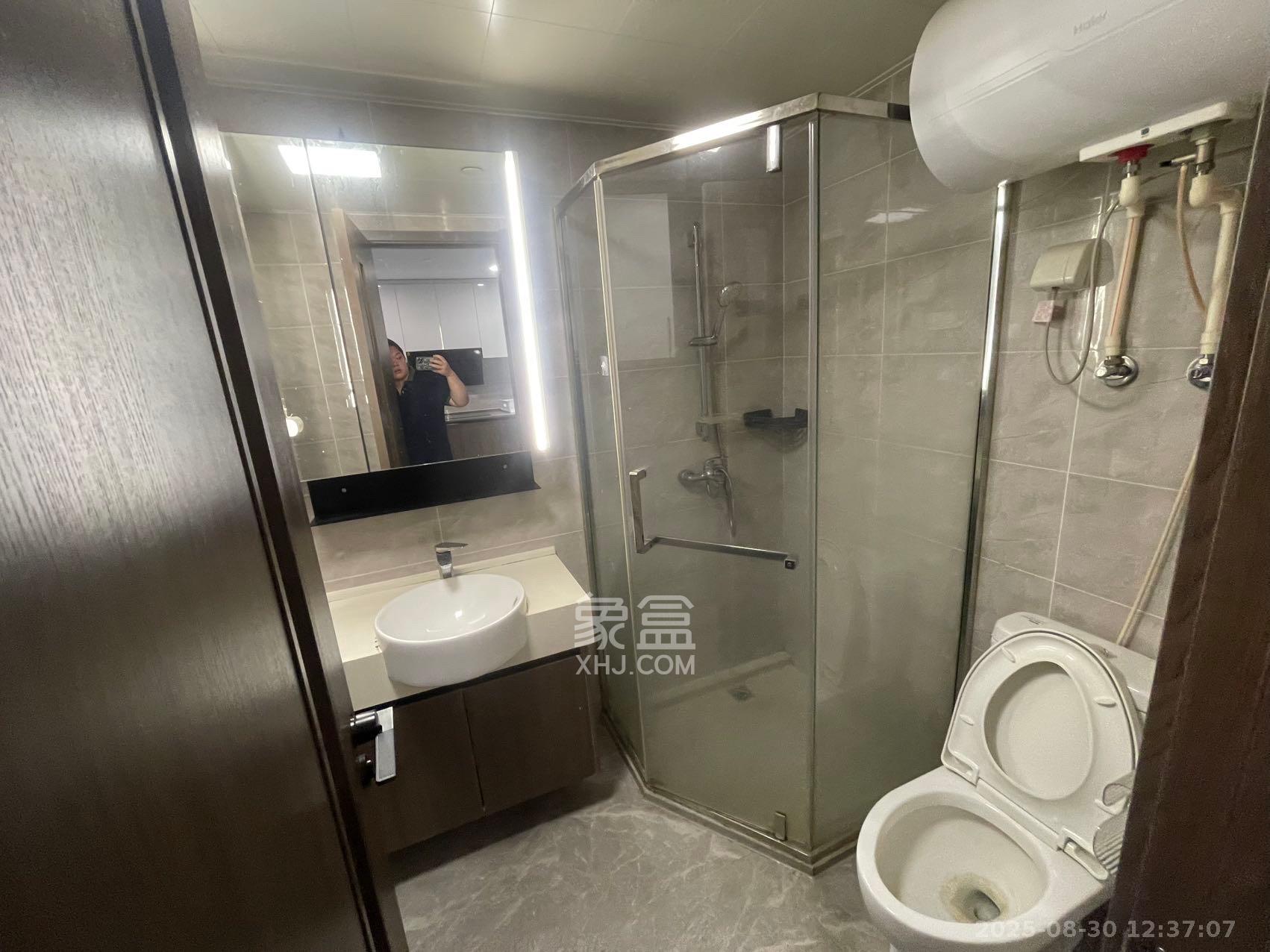 万科魅力之城  1室1厅1卫    1900.0元/月 万科魅力之城  1室1厅1卫    1900.0元/月室内图